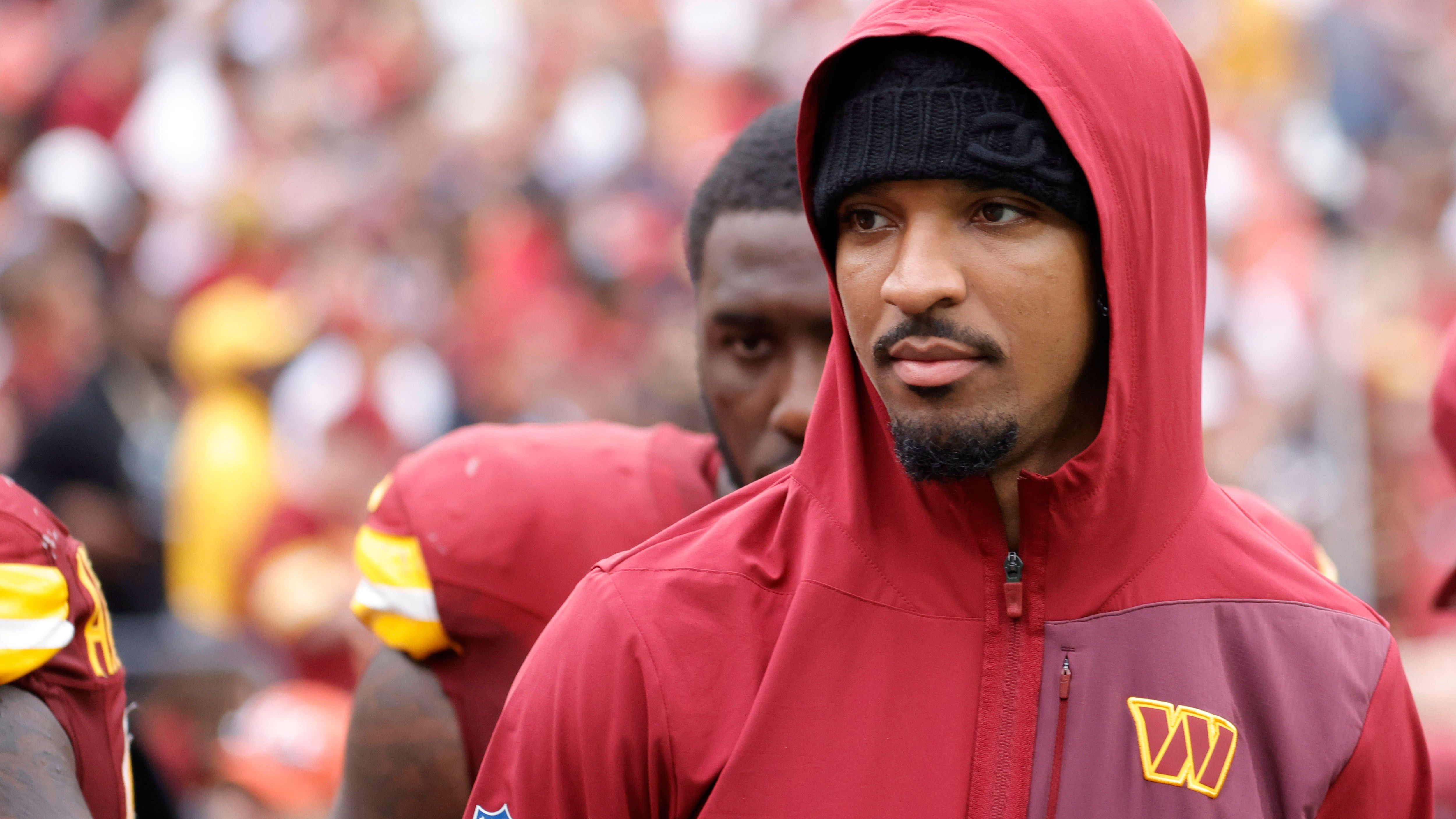 <strong>Jayden Daniels (Washington Commanders)</strong><br>Der Quarterback trainiert infolge seiner Knieverletzung weiterhin limitiert, die Entscheidung, ob er am Sonntag wieder auf dem Feld stehen darf, liegt allerdings nicht bei ihm. "Das müssen die Ärzte entscheiden", entgegnete Daniels der Frage, ob er gegen Atlanta spielen wird.