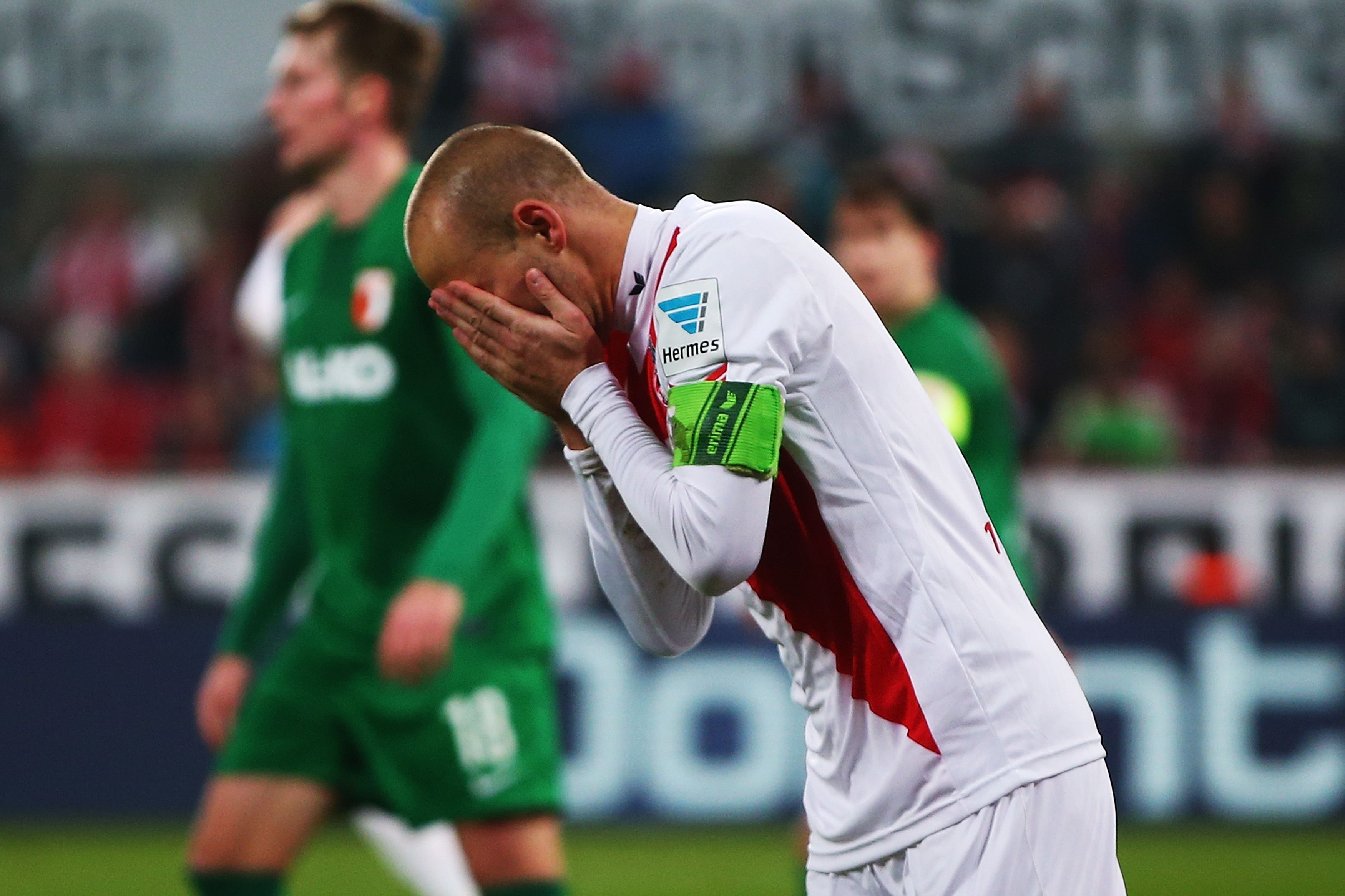 
                <strong>Miso Brecko (2012)</strong><br>
                Der Profi des 1. FC Köln fährt nach einer Party mit seiner Luxuskarosse auf die Stadtbahn-Gleise. Die Polizei stellt 1,7 Promille fest.
              