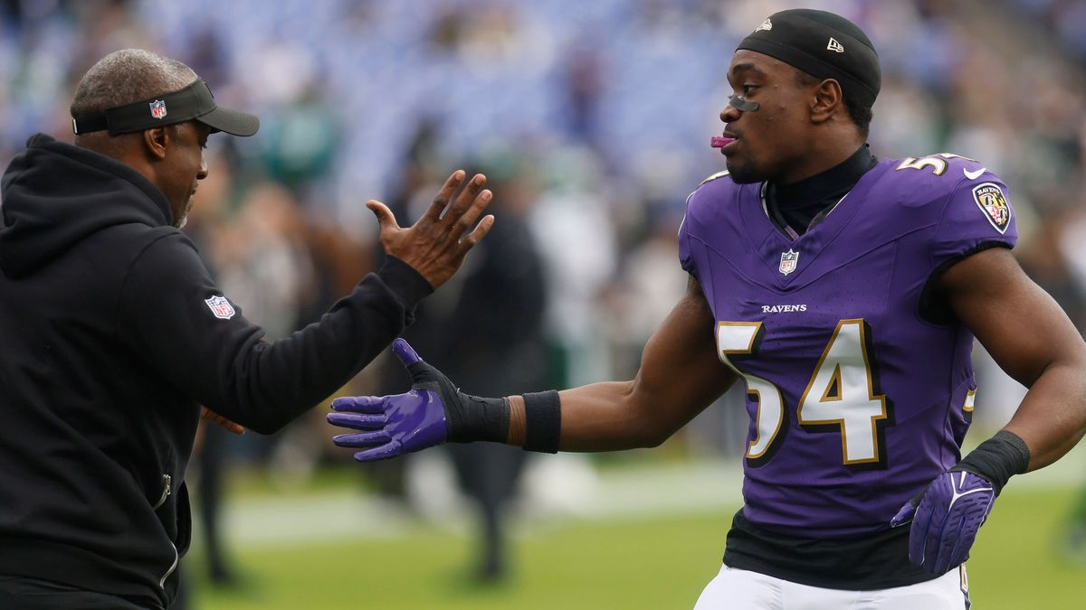 November 23, 2025: Baltimore Ravens linebacker Chandler Martin (54) before a game against the New York Jets at M&T Bank Stadium in Baltimore, MD. Photo Mike Buscher Cal Media. Baltimore USA - ZUMAc...