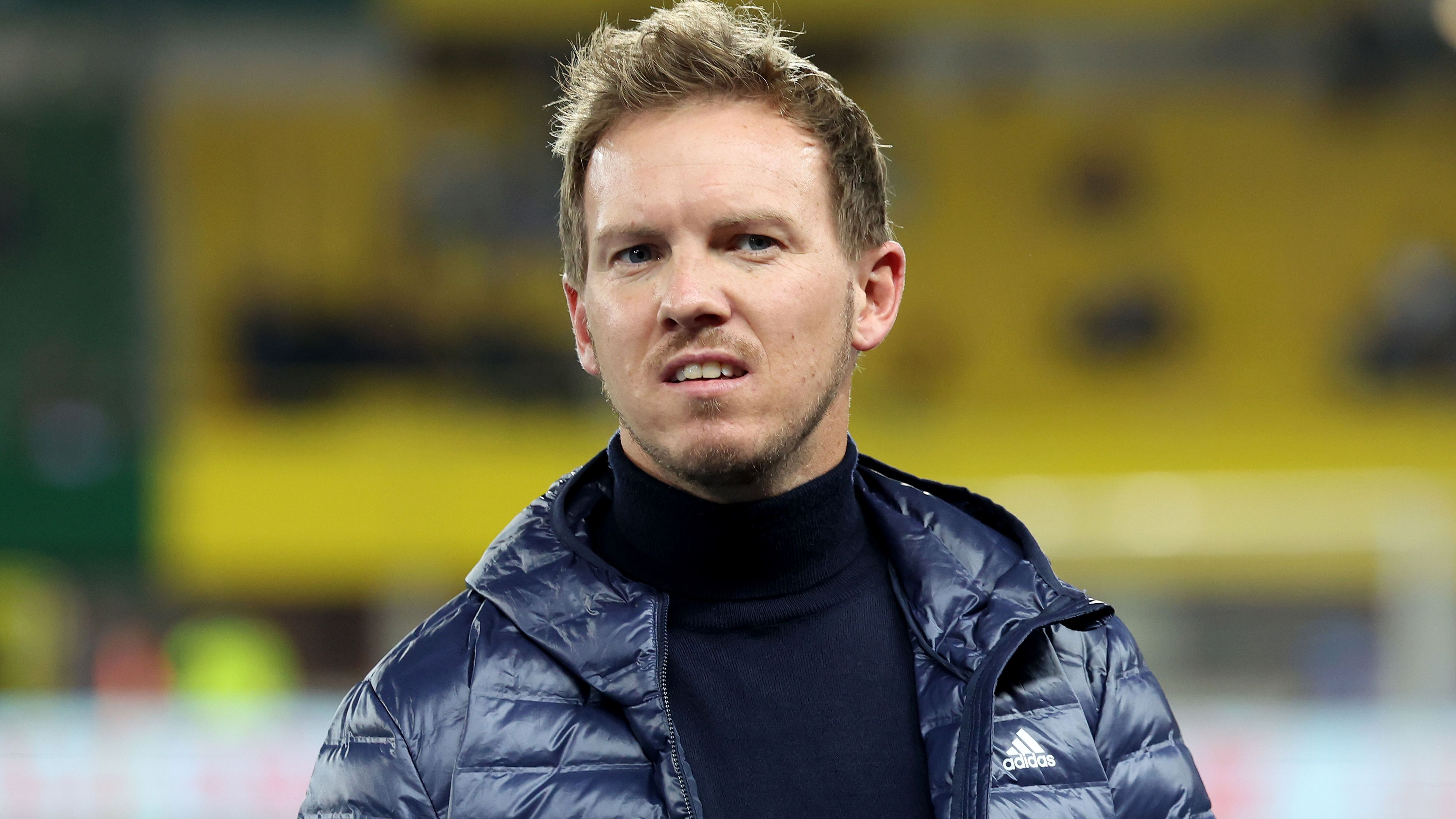 <strong>Julian Nagelsmann (Bundestrainer)</strong><br>Flicks Nachfolger als Bundestrainer, Julian Nagelsmann, wurde von der englischen Zeitung "Sun" als möglicher neuer Barca-Coach ins Rennen geworfen. Daraus wird aber definitiv nichts, weil der 36-Jährige mittlerweile beim DFB verlängert hat und damit auch den interessierten Bayern eine Absage erteilte.&nbsp;