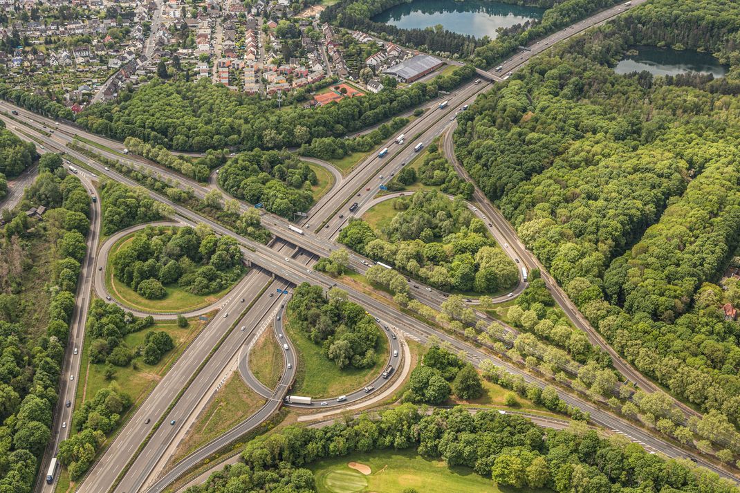 Die A4 und die A559 bei Köln werden kurzfristig gesperrt. (Archivbild)