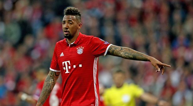 
                <strong>Jerome Boateng</strong><br>
                Nach ran-Informationen wird Jerome Boateng gegen Real von Beginn an spielen können. Und selbst wenn die Adduktorenprobleme noch nicht vollständig auskuriert sind, ein angeschlagener Boateng ist allein wegen seiner Präsenz auf dem Platz immer noch besser als die meisten anderen Innenverteidiger.
              