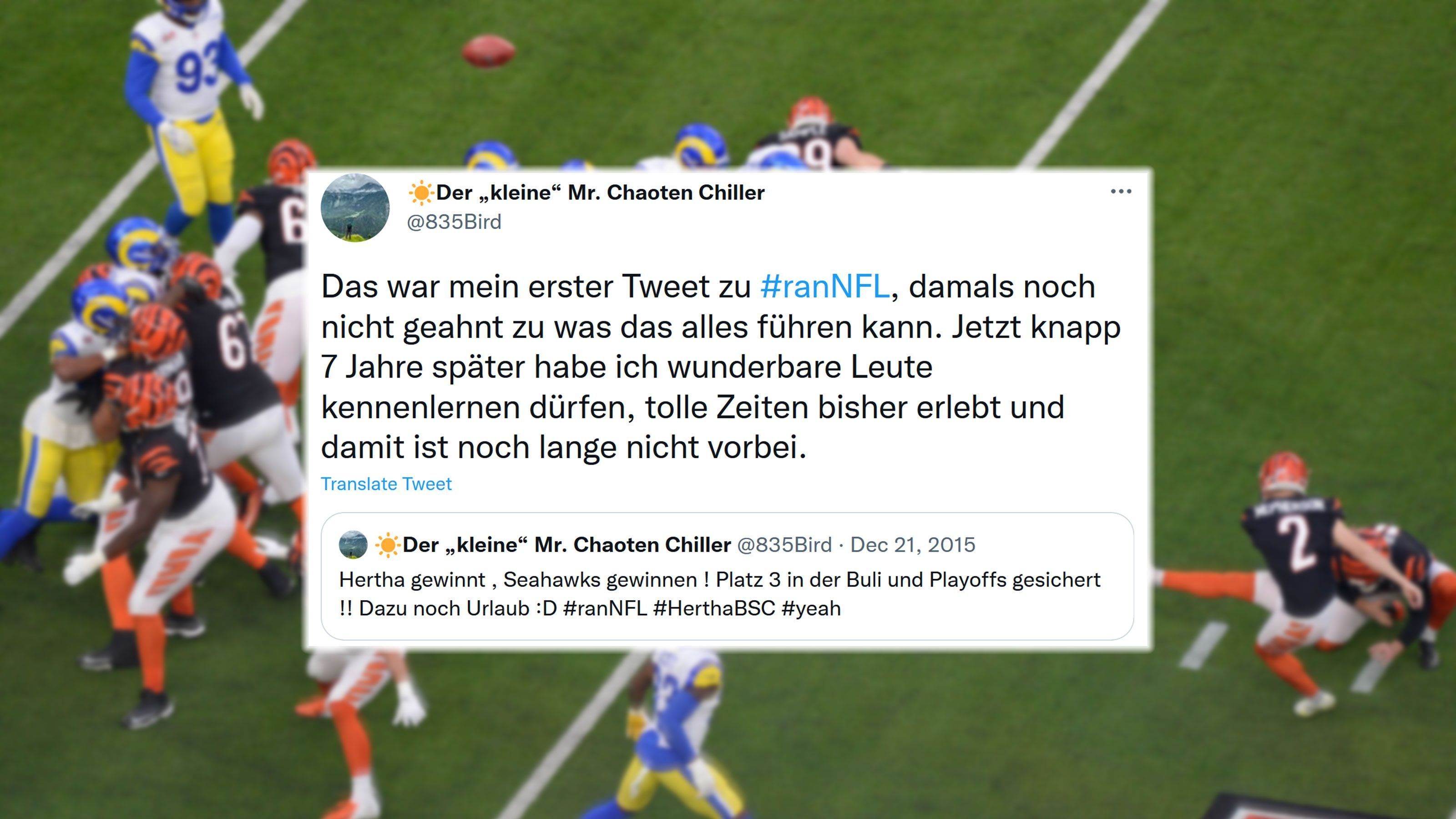 
                <strong>Als die Seahawks noch gewonnen haben</strong><br>
                ran-Fan "Der 'kleine' Mr. Chaoten Chiller" erinnerte sich an Dezember 2015, als die Seahawks ihr Spiel gewannen und damit den Einzug in die Playoffs klar machten. Außerdem hat auch Fußball-Bundesligist Hertha BSC gewonnen und stand damals auf Platz drei der Tabelle. Ihr merkt schon, das waren noch andere Zeiten...
              