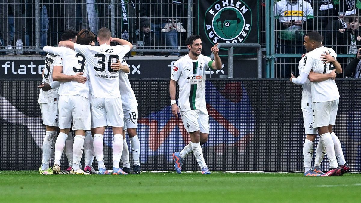 Einzelkritik: Gladbach besiegt die FCB - Upamecano fliegt, Blind schwach