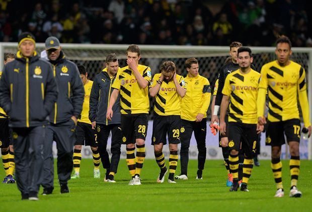 
                <strong>Borussia Dortmund</strong><br>
                Nur 15 Punkte aus 17 Spielen. Das bedeutet für Borussia Dortmund zum Start der Rückserie Abstiegskampf pur. Da trifft es sich gut, dass sich so einige BVB-Stars mit dieser Situation auskennen und wissen, was ein Gang in die Zweite Liga bedeuten würde ... 
              