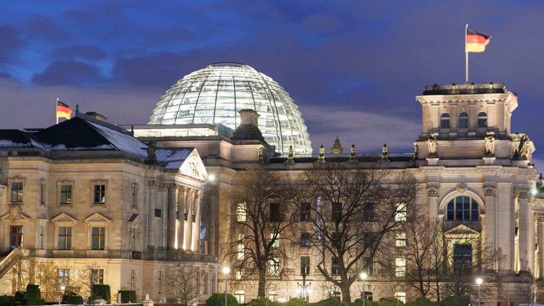 In einer Umfrage der Bertelsmann-Stiftung wurde deutlich, dass immer mehr junge Menschen der Regierung misstrauen.