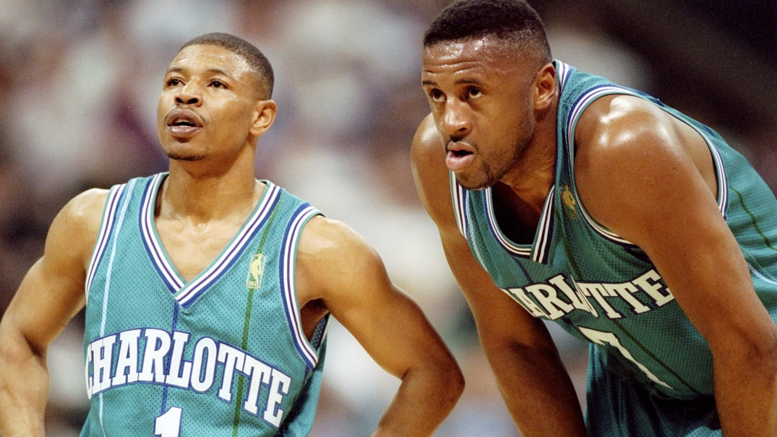 <strong>Tyrone "Muggsy" Bogues - 1,60m</strong><br><strong>Teams:</strong> Washington Bullets, Charlotte Hornets, Golden State Warriros, Toronto Raptors<br><strong>Karriere-Stats:</strong> 7,7 Punkte, 2,6 Rebounds, 7,6 Assists<br><strong>Auszeichnungen:</strong> -