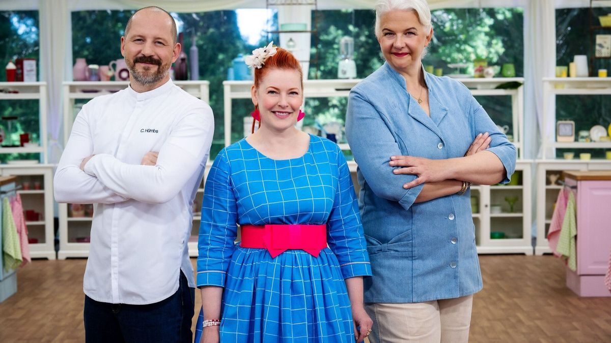 Bereichern auch 2024 das Backzelt in "Das große Backen": Juror Christian Hümbs, Moderatorin Enie van de Meiklokjes sowie Jurorin Bettina Schliephake-Burchardt