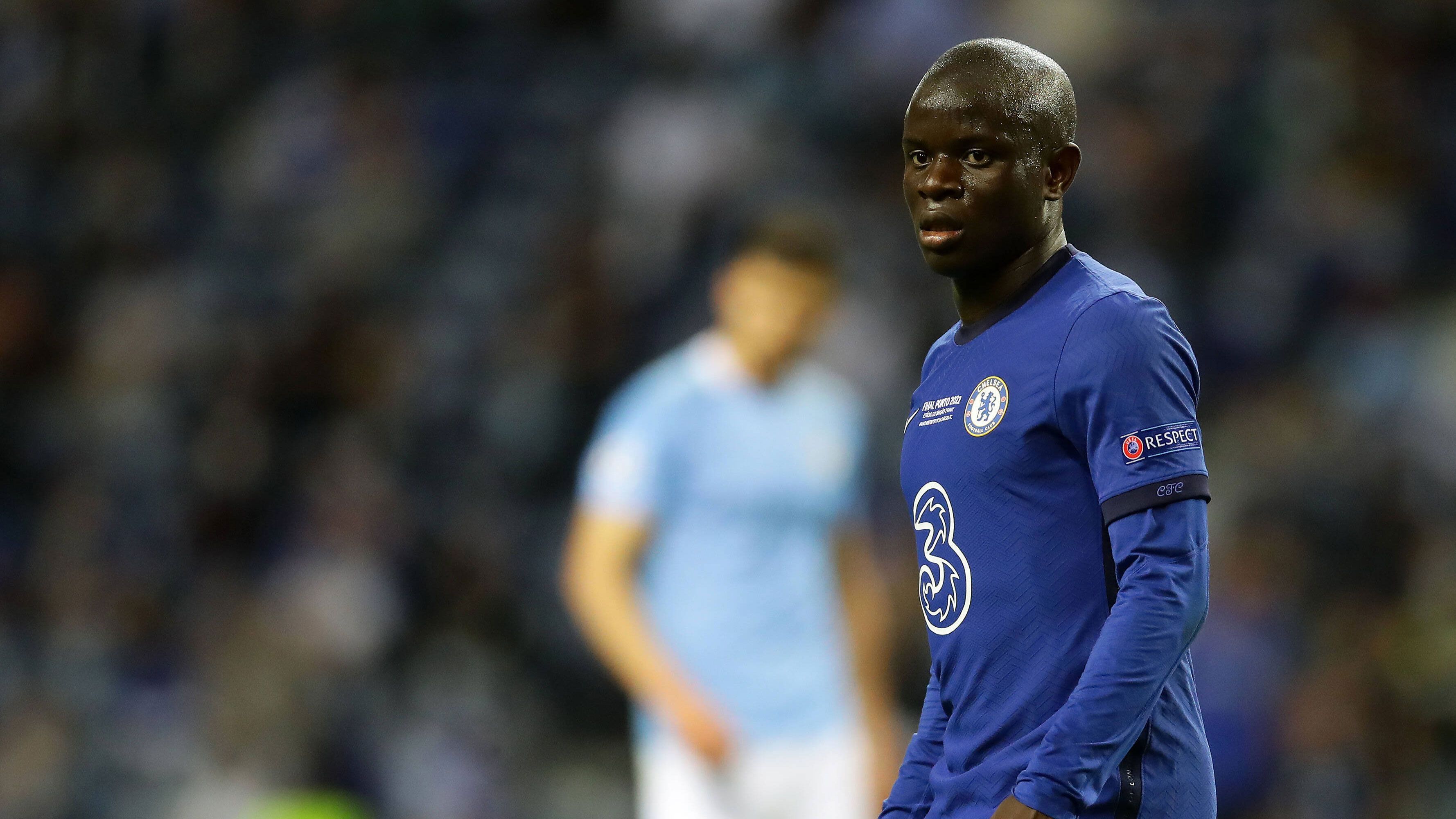 
                <strong>Champions League: Mittelfeldspieler der Saison</strong><br>
                Ngolo Kanté (FC Chelsea)
              