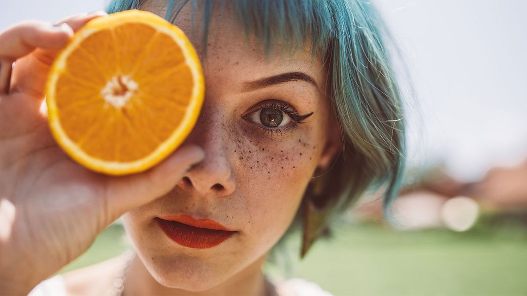 Orange, Zitrone, Grapefruit und Co. – verfeinert euer selbstgemachtes Infused Water mit spritzigem Vitamin C.