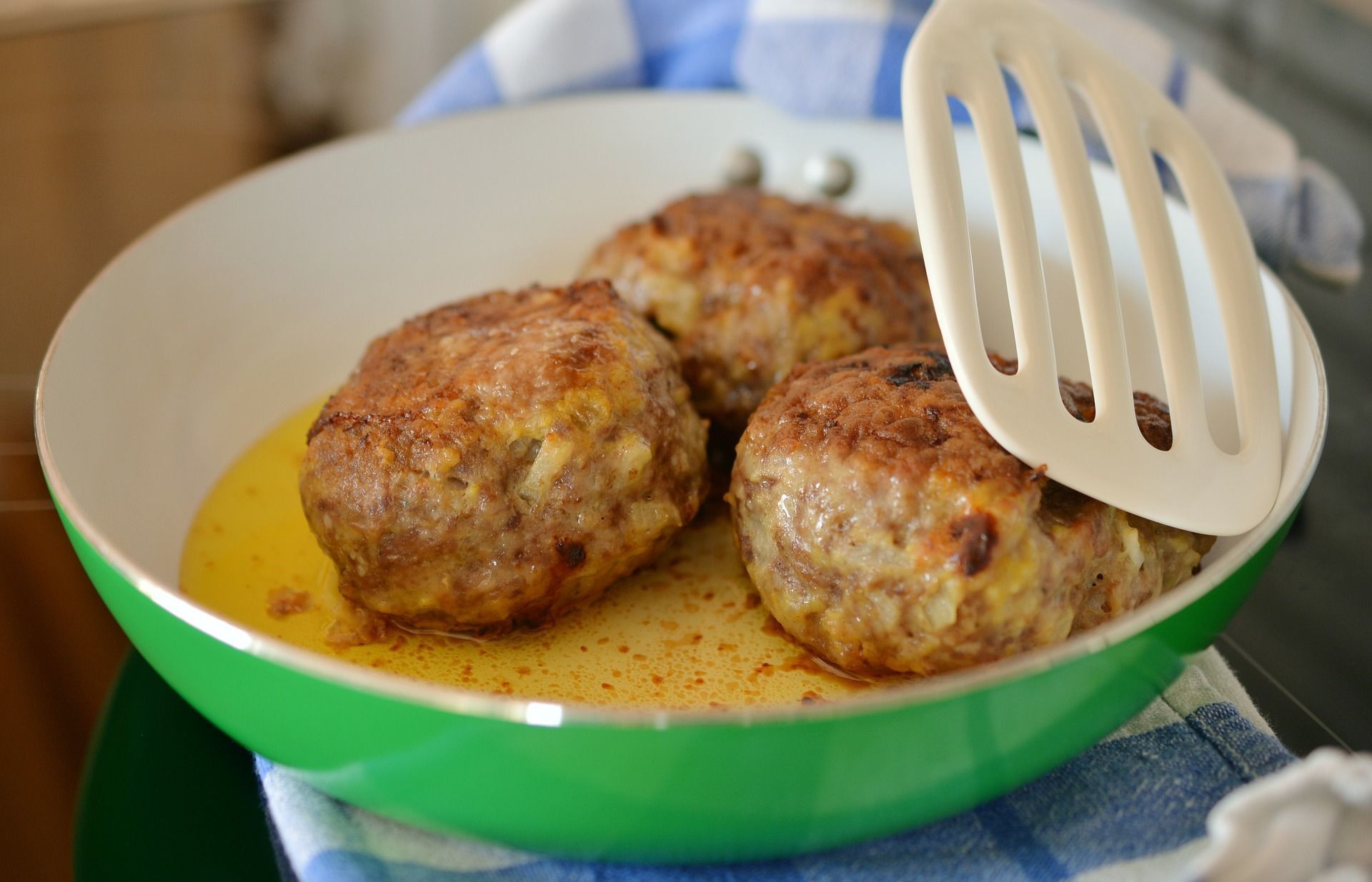 Rezept: Buletten - Frühstücksfernsehen - Sat1