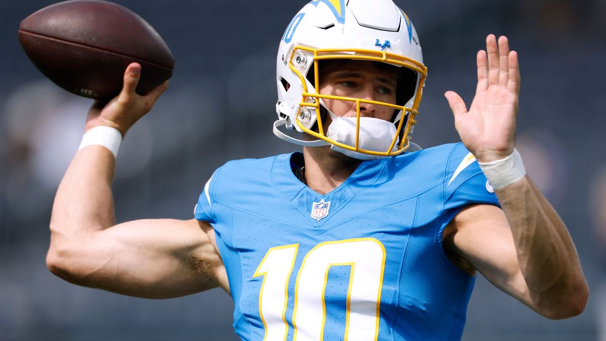 Los Angeles Chargers v Los Angeles Rams - NFL Preseason 2025