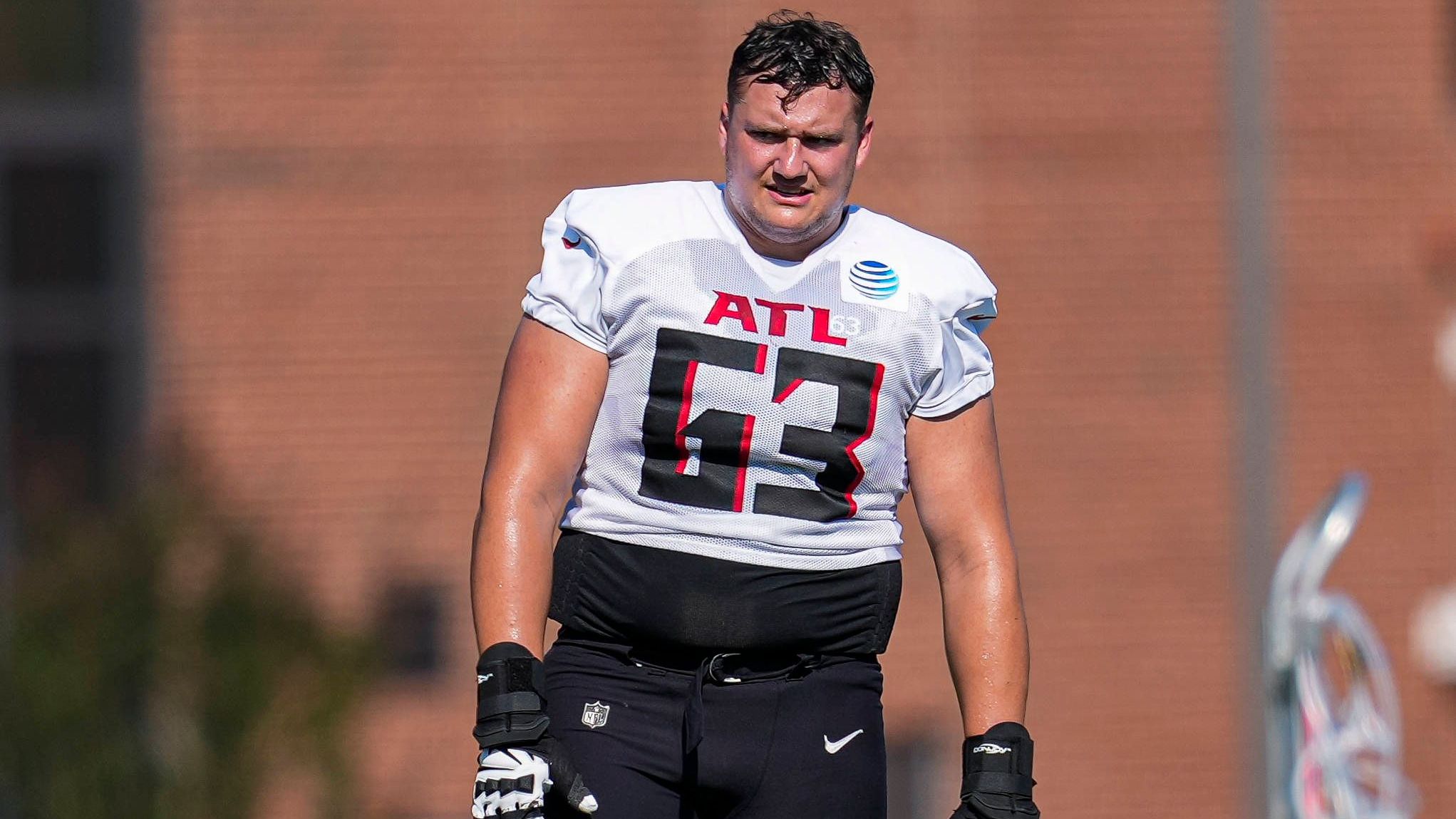 <strong>3 Pro Bowler: Atlanta Falcons</strong><br>Chris Lindstrom (Foto, Right Guard), KhaDarel Hodge (Special Teams), Bijan Robinson (Running Back)