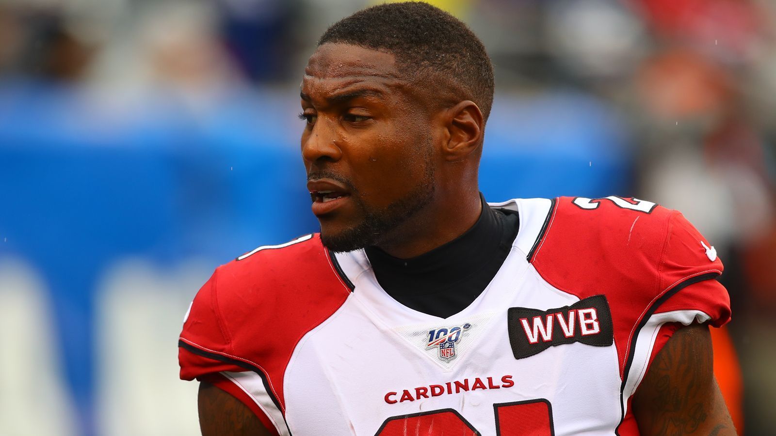 
                <strong>2. Patrick Peterson (Arizona Cardinals) </strong><br>
                Arizonas Cornerback Patrick Peterson wurde für sechs Spiele gesperrt, der achtmalige Pro-Bowler war wegen der Einnahme von leistungssteigernden Mitteln belangt worden (vier Spiele), dazu auch für die versuchte Verschleierung der Testergebnisse (zwei Spiele). Macht sechs Spiele und ein Verlust von 3,8 Millionen Dollar. Zur Nummer eins fehlten dann trotzdem noch ein paar Dollar.
              