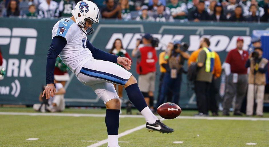 
                <strong>Punter Brett Kern (Tennessee Titans)</strong><br>
                Titans-Punter Brett Kern schafft es in unser Pro-Bowl-Team. Mit 51,5 Yards pro Punt weist er den besten Durchschnittswert der Liga auf. Sein längster Punt flog 74 Yards weit. Auch das ist Ligaspitze.
              