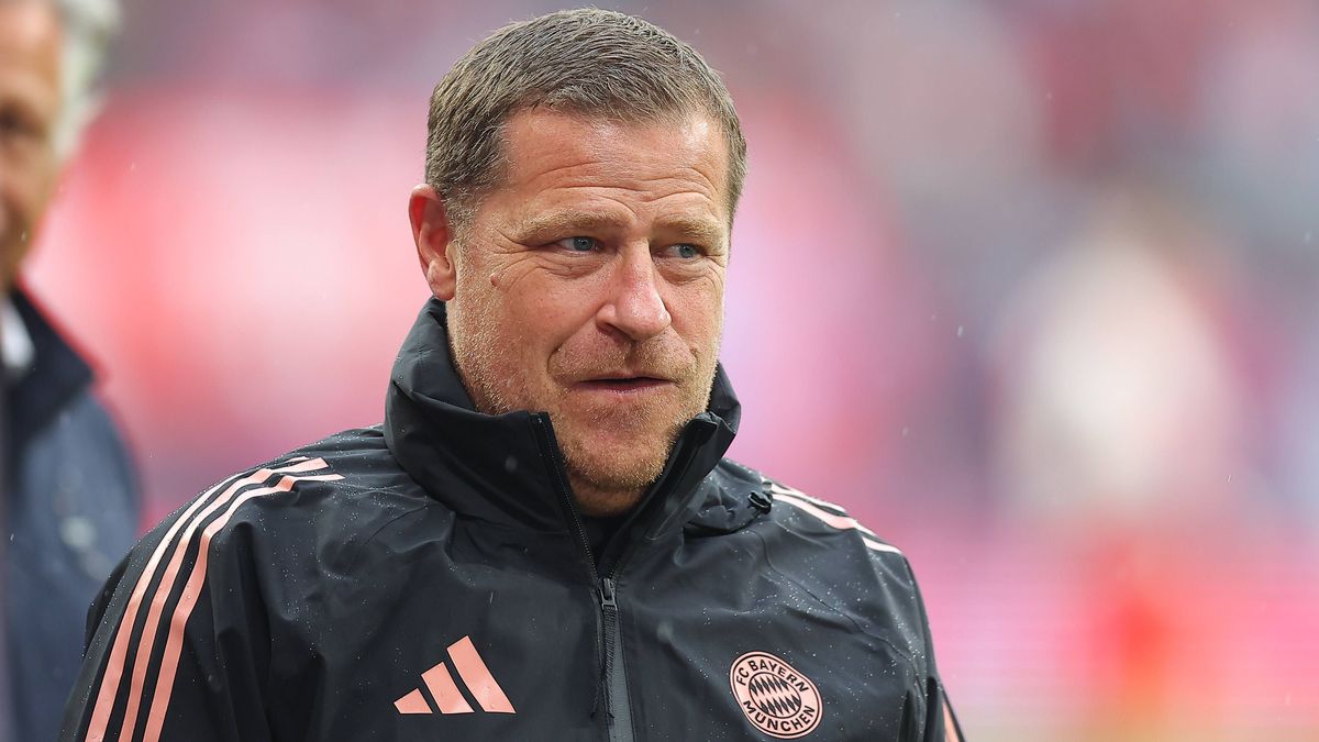 RB Leipzig - Bayern Muenchen Bundesliga Leipzig, 03.05.2025, Red Bull Arena, Fußball, Männer, Saison 2024 2025, 1. Bundesliga, 32. Spieltag, RB Leipzig - FC Bayern München , Im Bild: Max Eberl, FC ...