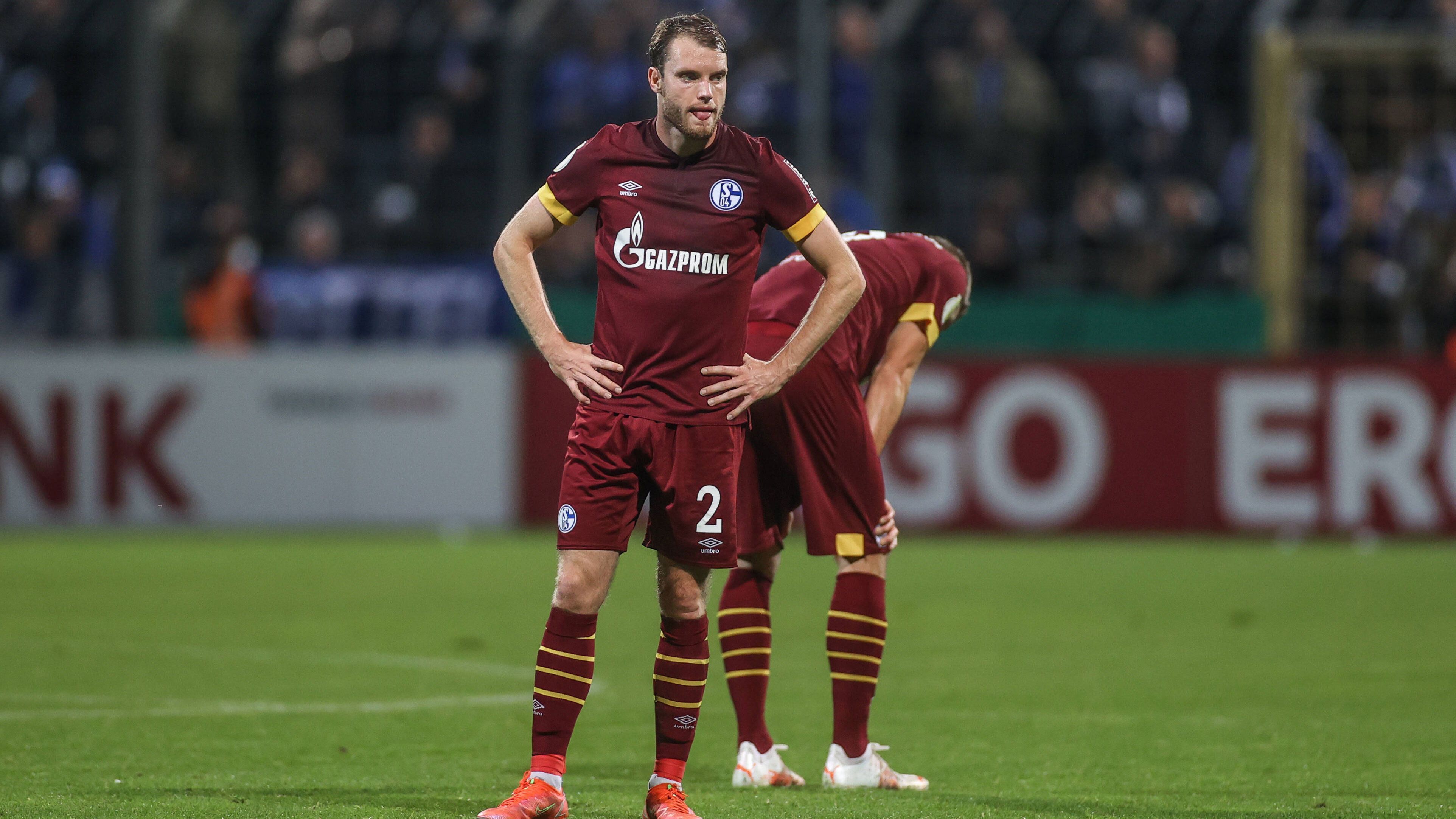 
                <strong>1860 München - Schalke 04</strong><br>
                ... Ernüchterung und lange Gesichter auf der anderen Seite. 
              