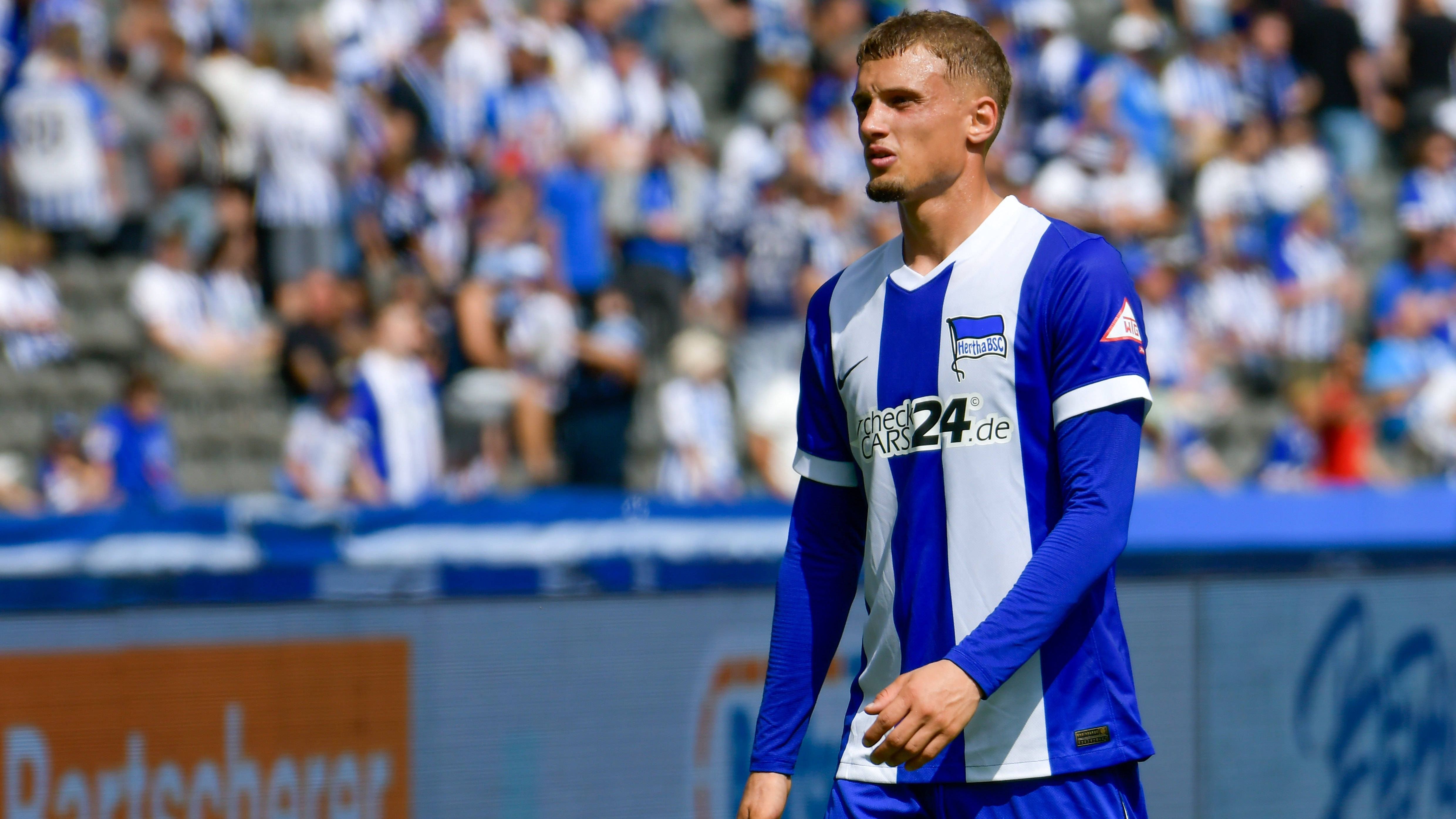 <strong>Michaël Cuisance (Hertha BSC)</strong><br>Der Franzose wechselte 2019 von Gladbach nach München, fand beim FC Bayern aber nie sein Glück. Für Cuisance reichte es nur zu 13 Pflichtspiel-Einsätzen. Nach mehreren Zwischenstationen wurde der Mittelfeldspieler Anfang 2024 von Venedig nach Osnabrück verliehen. Dort spielte er sich ins Blickfeld, Hertha BSC holte das Ex-FCB-Talent daraufhin in die Hauptstadt.