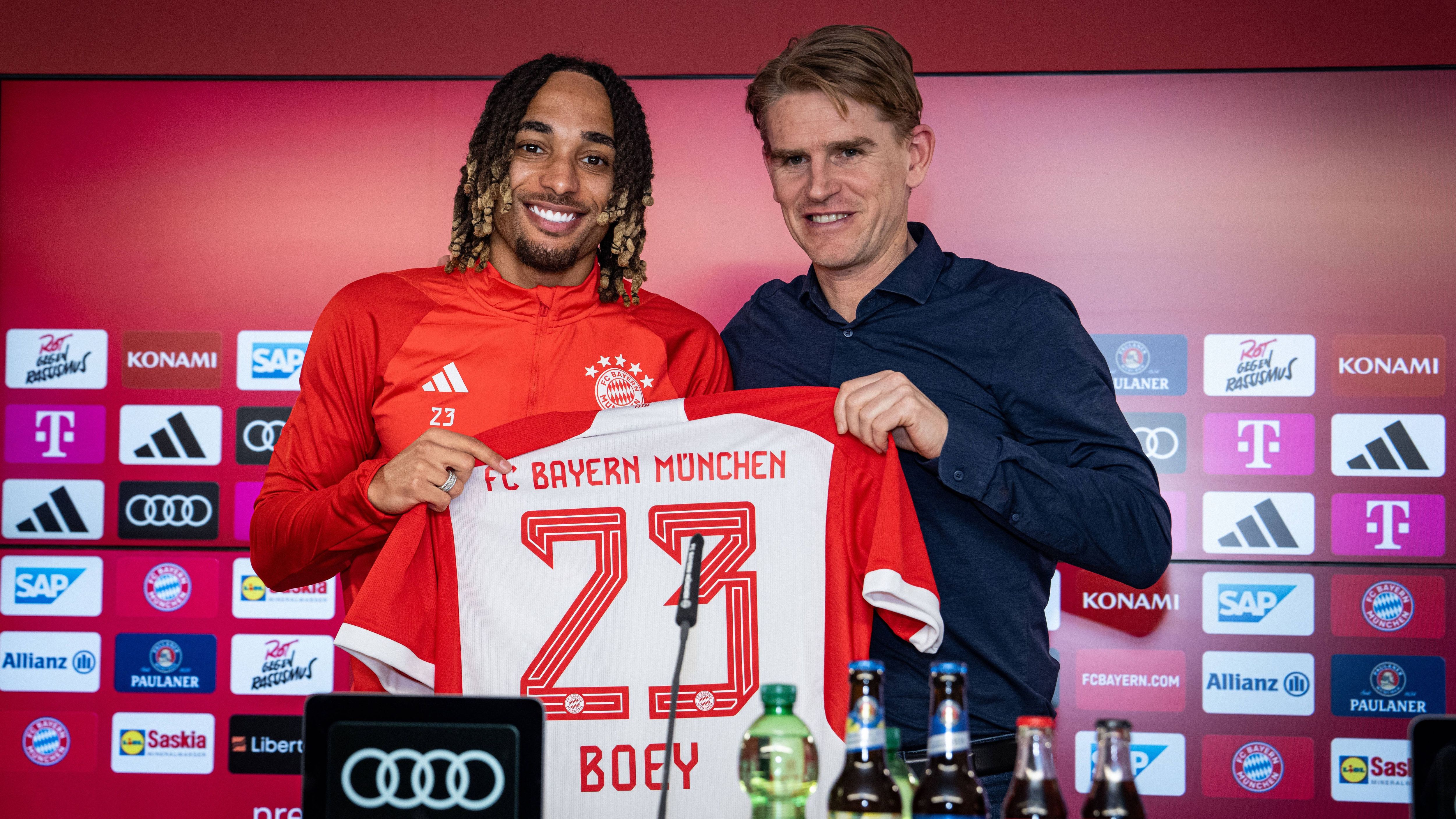 <strong>FC Bayern München: Alle Wintertransfers im Check</strong><br>Drei Spieler hat der FC Bayern München in diesem Winter verpflichtet. In allen Januar-Transferfenstern zuvor waren es nur zwölf. <em><strong>ran</strong></em> zeigt, wen der FCB in der Vergangenheit holte und wie es für den jeweiligen Spieler lief.