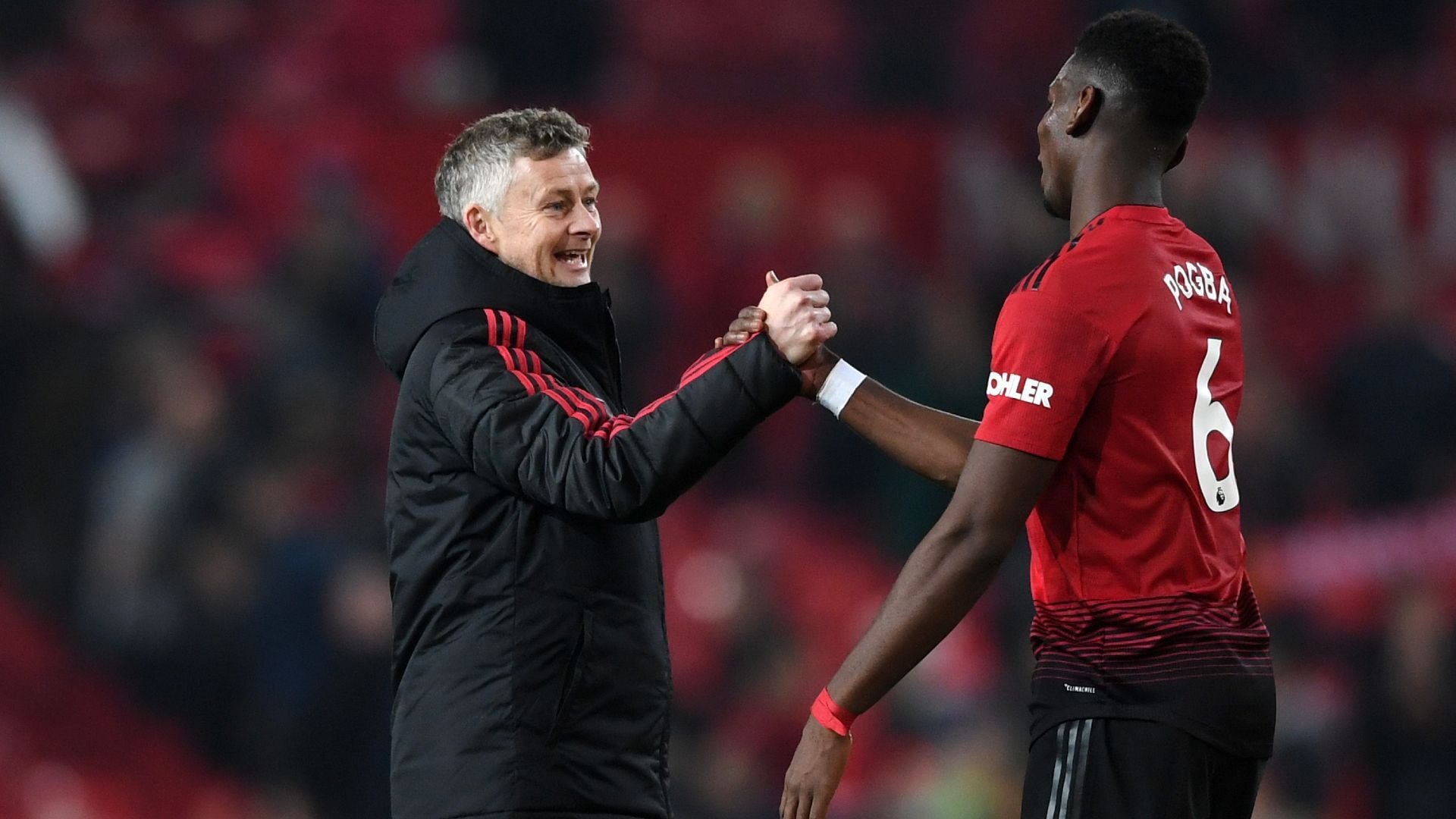 
                <strong>Solskjaer soll Pogba und United zurück in die Spur bringen</strong><br>
                Mit dem neuen Trainer Ole Gunnar Solskjaer findet Pogba wieder zu alter Stärke zurück. Im ersten Liga-Spiel unter dem Norweger gegen Cardiff City bereitet der Franzose beim 5:1-Auswärtssieg zwei Tore vor.
              