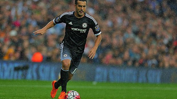 
                <strong>Pedro</strong><br>
                Nachdem Pedro den FC Barcelona verlassen hat und zum FC Chelsea gewechselt ist, ergibt sich für drei Talente die Chance, den Durchbruch bei den Katalanen zu schaffen. Barca kann wegen der Transfersperre keinen Ersatz für Pedro verpflichten, wodurch die Youngster ihre Chance kriegen könnten.
              