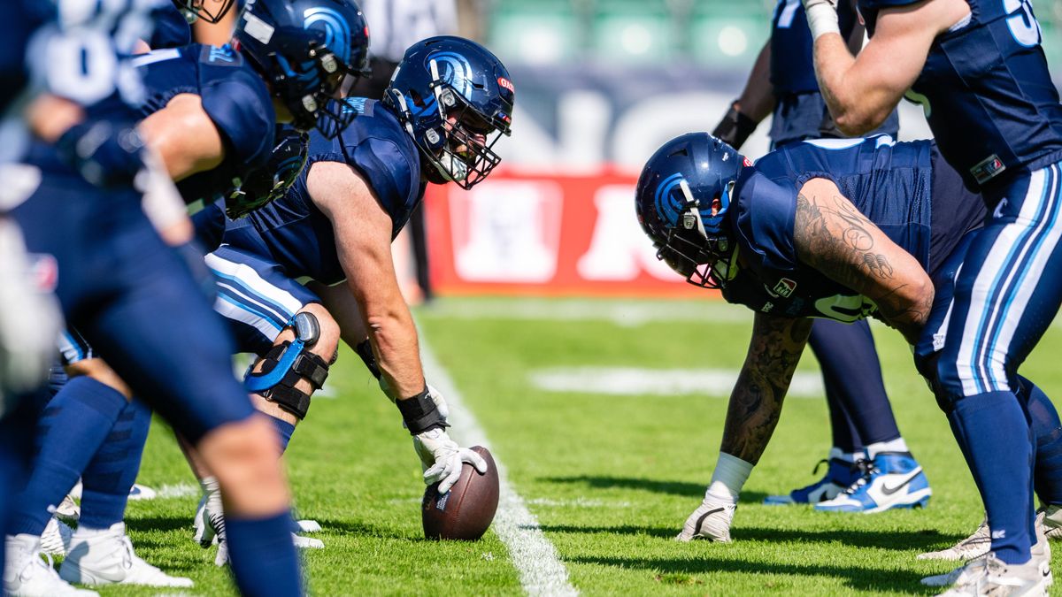 Nordic Storm v Rhein Fire, European League of Football, Gladsaxe, Denmark Gladsaxe, Denmark. 13th, July 2025. The players of Nordic Storm are warming up for the EFL match between Nordic Storm and R...