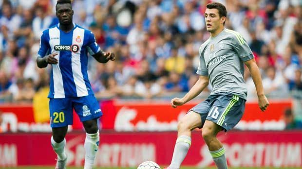 
                <strong>Mateo Kovacic (Real Madrid)</strong><br>
                Mateo Kovacic: Noch teurer als Dybala ist Kovacic. 35 Millionen Euro bezahlt Real Madrid im Sommer für den 21 Jahre alten Kroaten an Inter Mailand. Er soll seinem Landsmann Luka Modric und auch Weltmeister Toni Kroos Konkurrenz machen.
              