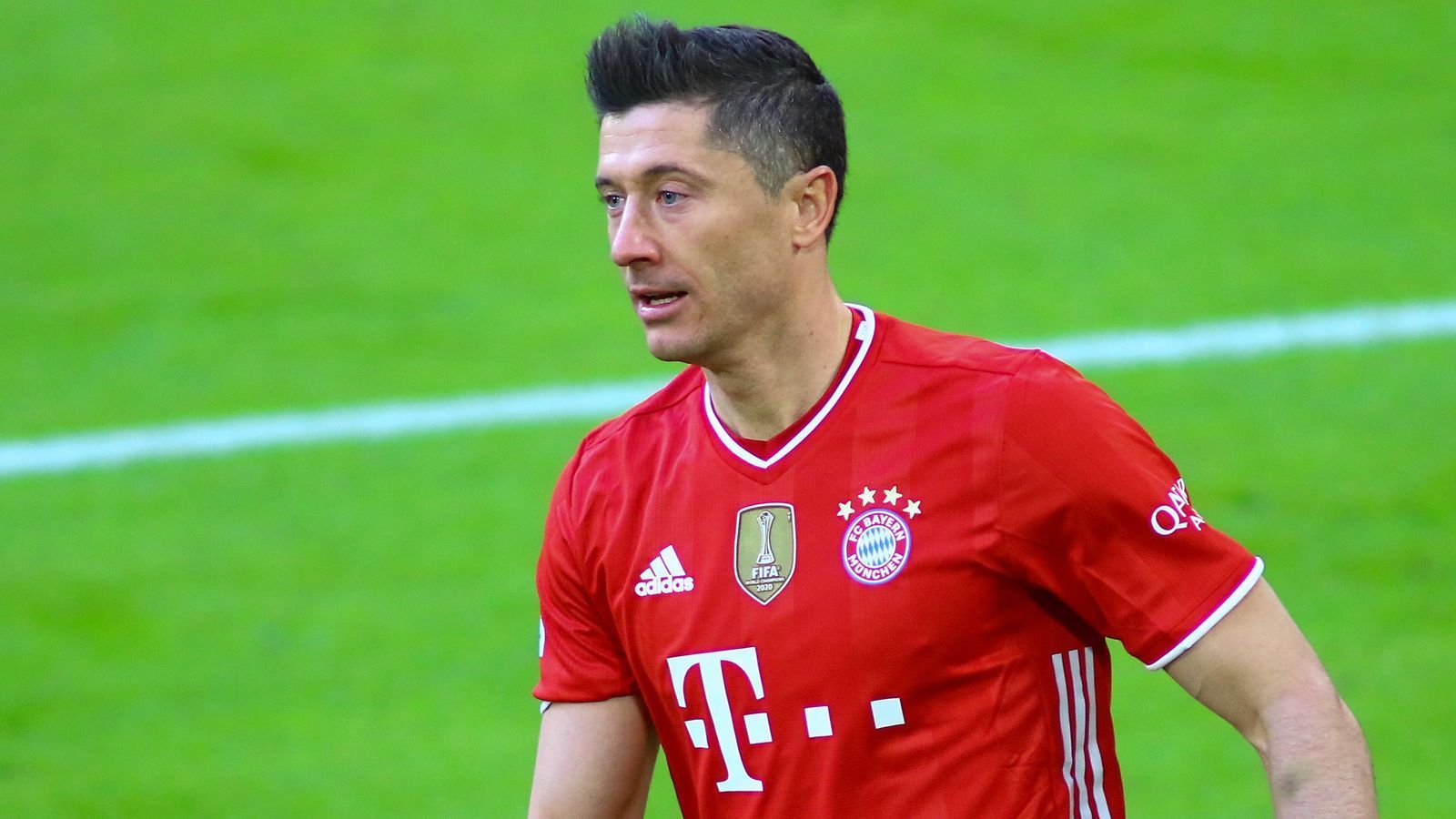 
                <strong>Vorlagen in dieser Saison: Robert Lewandowski</strong><br>
                So beeindruckend Lewandowskis Torstatistiken sind, auch als Vorbereiter sind seine Qualitäten durchaus passabel. Acht Mal legte er in 32 Pflichtspielen für seine Mitspieler auf. Sechs Assists verbuchte er in der Bundesliga, je einen bei der Klub-WM und im UEFA-Supercup.
              