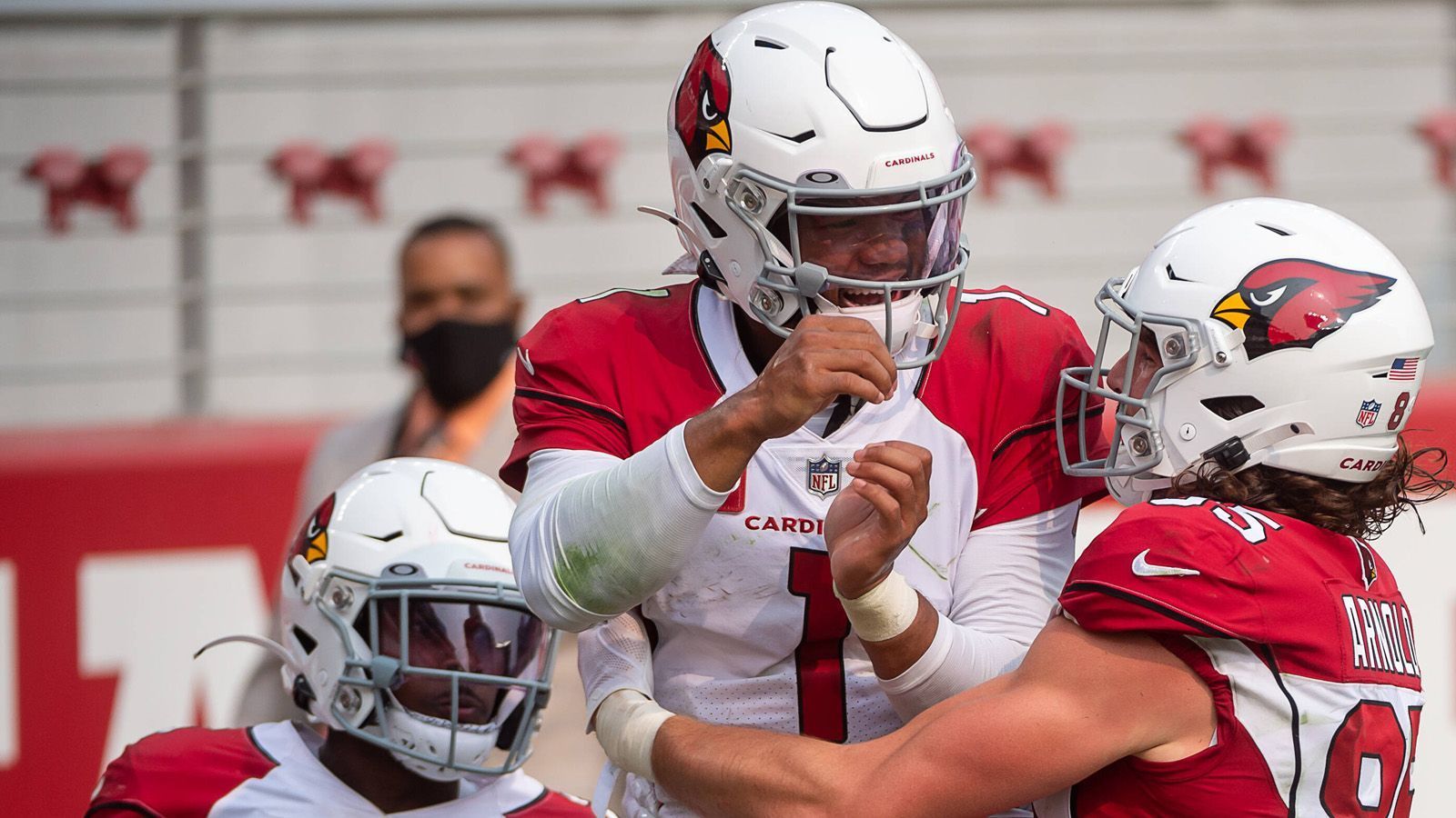 
                <strong>Platz 8: Arizona Cardinals (Teamstärke: 85)</strong><br>
                &#x2022; Defense-Wertung: 84 -<br>&#x2022; Offense-Wertung: 83 <br>
              