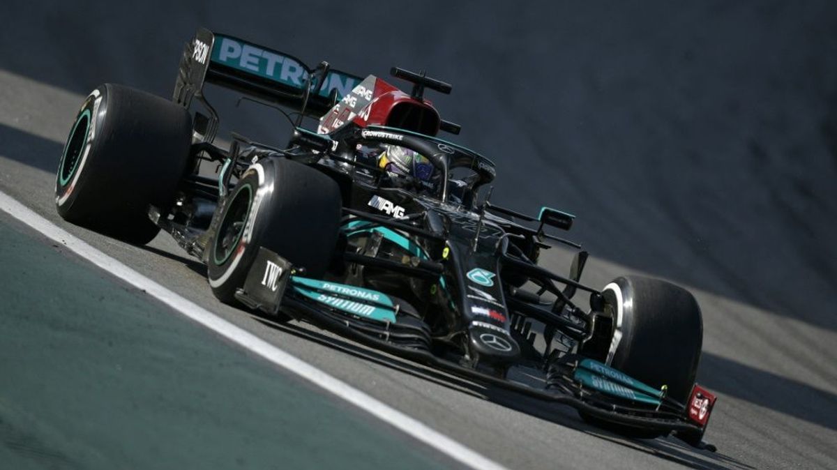 Lewis Hamilton gewinnt in Sao Paulo vor Max Verstappen