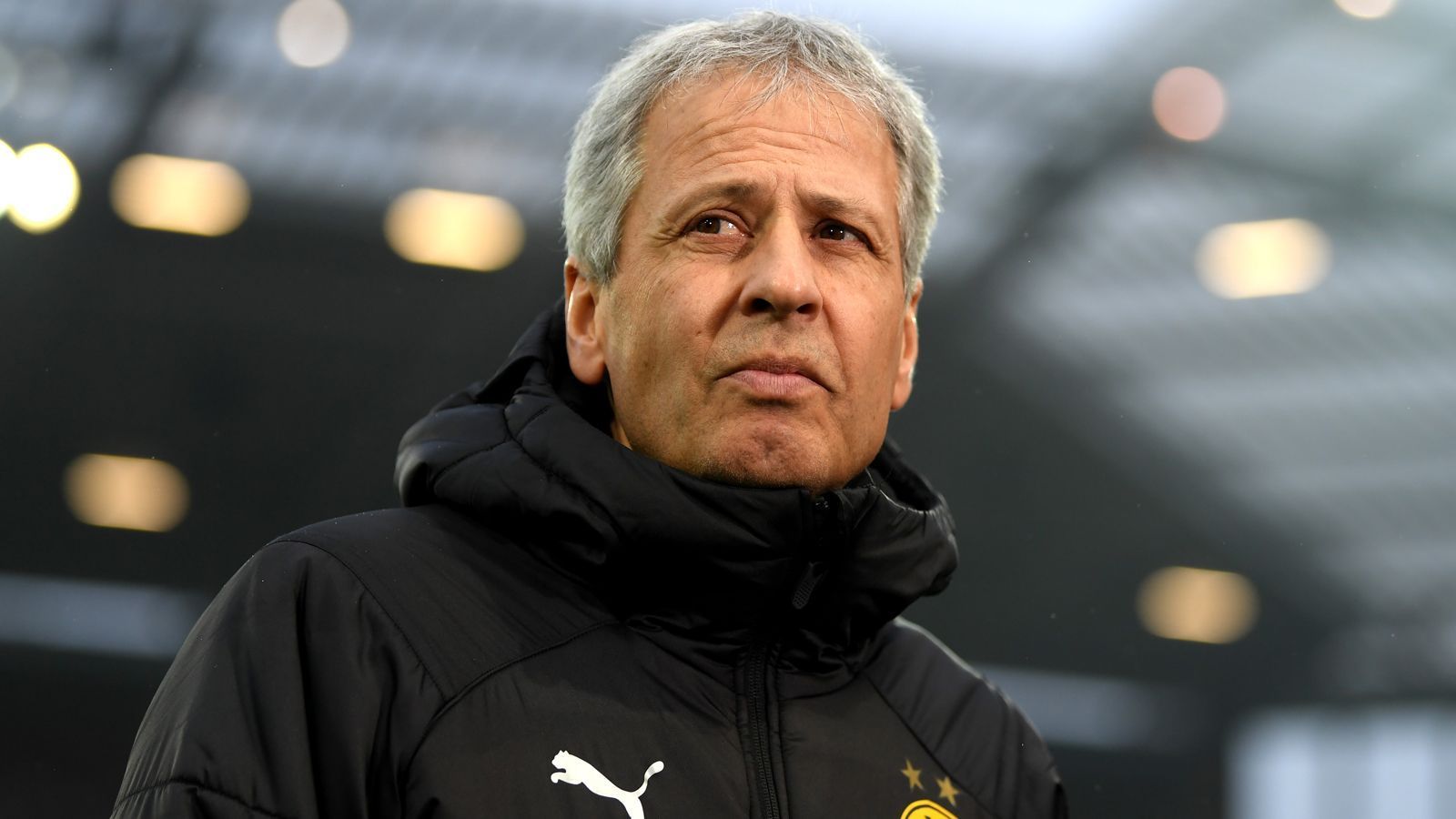 <strong>Platz 5. Lucien Favre: 2,01 Punkte pro Spiel</strong><br>
                <strong>Amtszeit beim BVB:</strong> 01.07.2018 - 13.12.2020 <br><strong>Spiele als BVB-Trainer:</strong> 110 (68 Siege, 17 Unentschieden, 25 Niederlage)
<br><strong>Erfolge mit dem BVB:</strong> 1x Deutscher Superpokalsieger (2019)