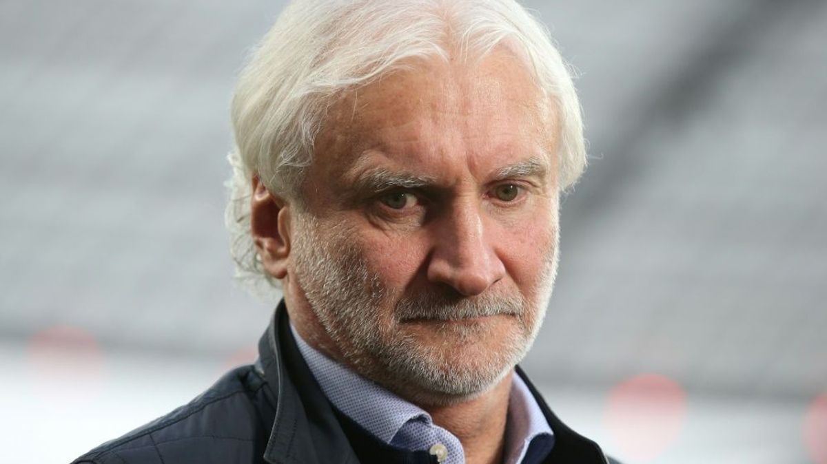 Leverkusen und Rudi Völler suchen einen neuen Stürmer