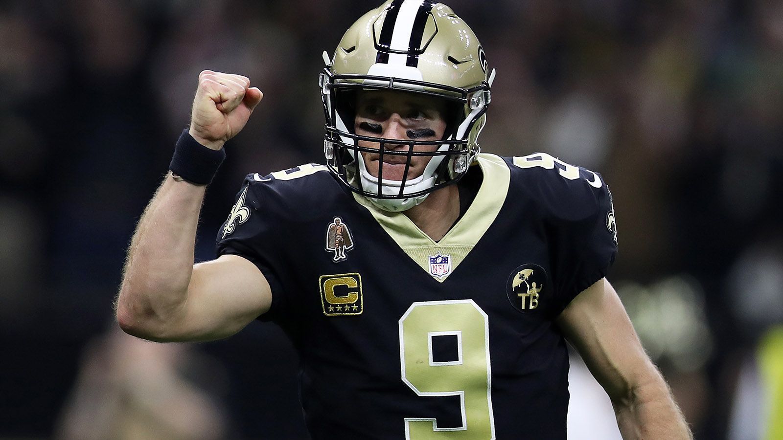 
                <strong>Platz 1: New Orleans Saints (14-3 - letzte Woche Platz 1)</strong><br>
                Das erste Viertel komplett verschlafen, von da an aber nichts mehr zugelassen. So könnte man die im Nachhinein gute Vorstellung der Saints gegen die Eagles zusammenfassen. Die Leistung war nicht zu 100 Prozent überzeugend, letztlich aber souverän, denn Will Lutz hätte mit seinem Field Goal den Deckel schon deutlich früher drauf machen können. Die Eagles waren wohl das unangenehmste Team unter den vier Verlierern der Divisional Round und konnten trotzdem nur über 15 Minuten mithalten. Ab dem zweiten Viertel ließ die Saints-Defense nur noch neun First-Downs und keine Punkte mehr zu, fing zudem zwei Interceptions.
              