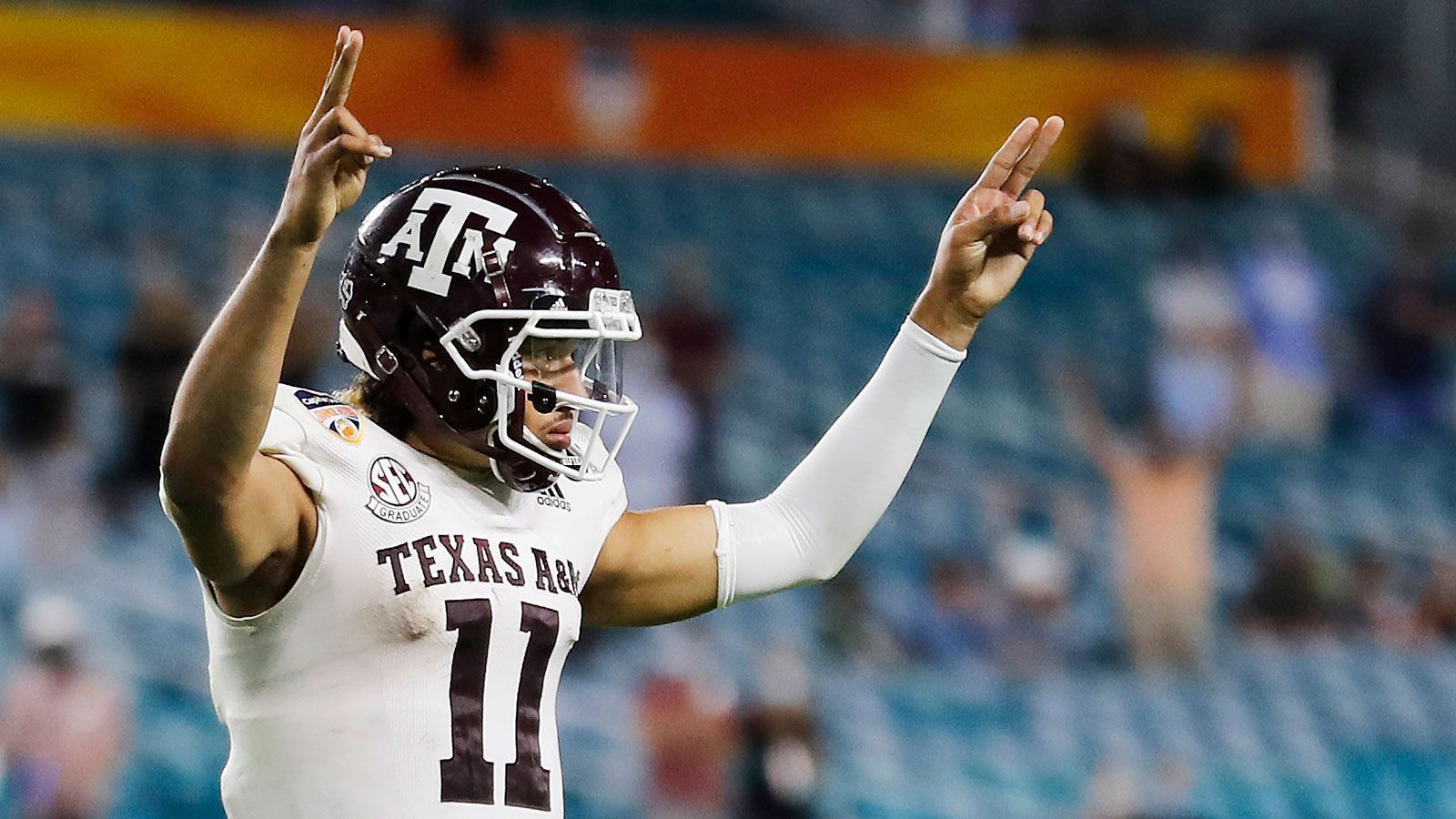 
                <strong>Kellen Mond (Texas A&M Aggies / American Team)</strong><br>
                Der MVP des diesjährigen Senior Bowls kommt aus dem American Team. Kellen Mond, Quarterback der Texas A&M Aggies, überzeugte mit zwei Touchdown-Pässen und 173 Yards Raumgewinn. Mond trumpfte besonderes im dritten Viertel auf und konnte das Spiel zwischenzeitlich auf 16:13 drehen. "Wir sprechen hier von einem wirklich, wirklich schlauen Kerl", sagte Rhule nach dem Spiel: "Ich denke, er hat eine glänzende Zukunft."
              