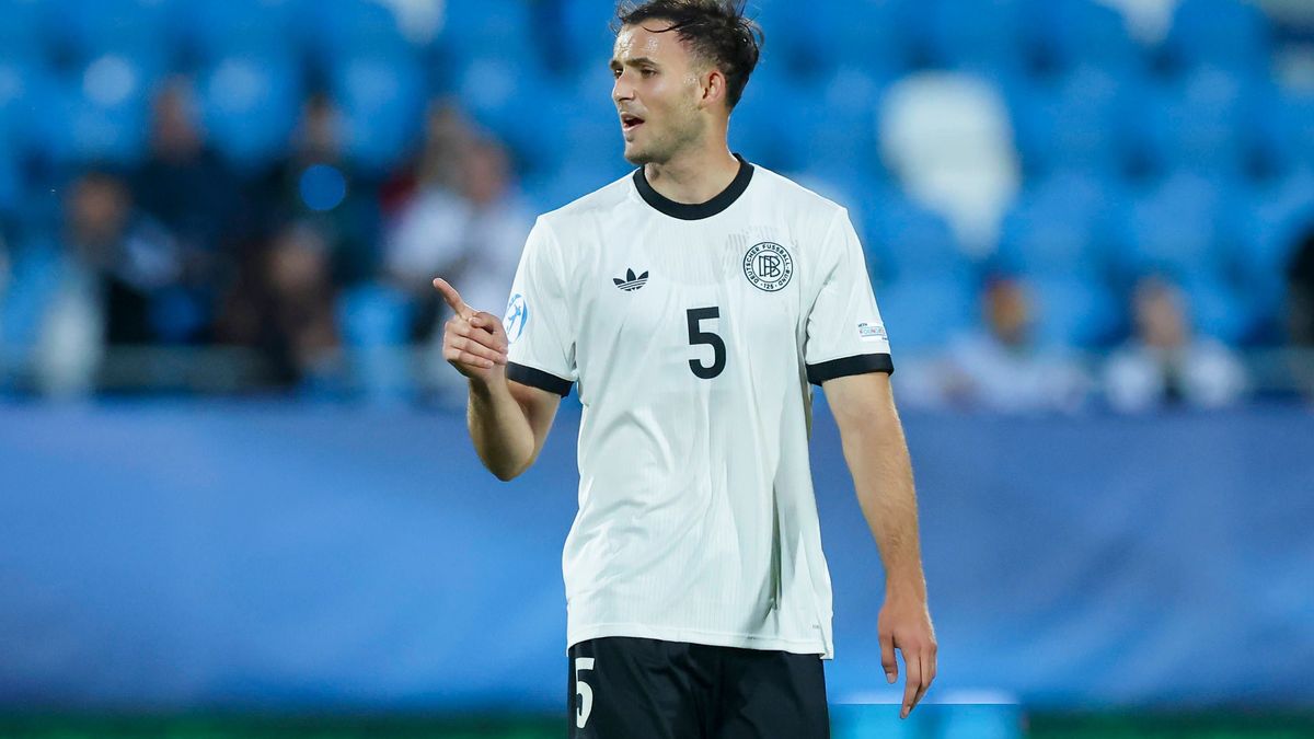 Max Rosenfelder (Germany) gestikuliert, UEFA European Under-21 Championship 2025 Group Stage, Germany v Slovenia, Nitra Stadium am 12. June 2025 in Nitra, Slowakei. (Foto von Marco Steinbrenner DeF...
