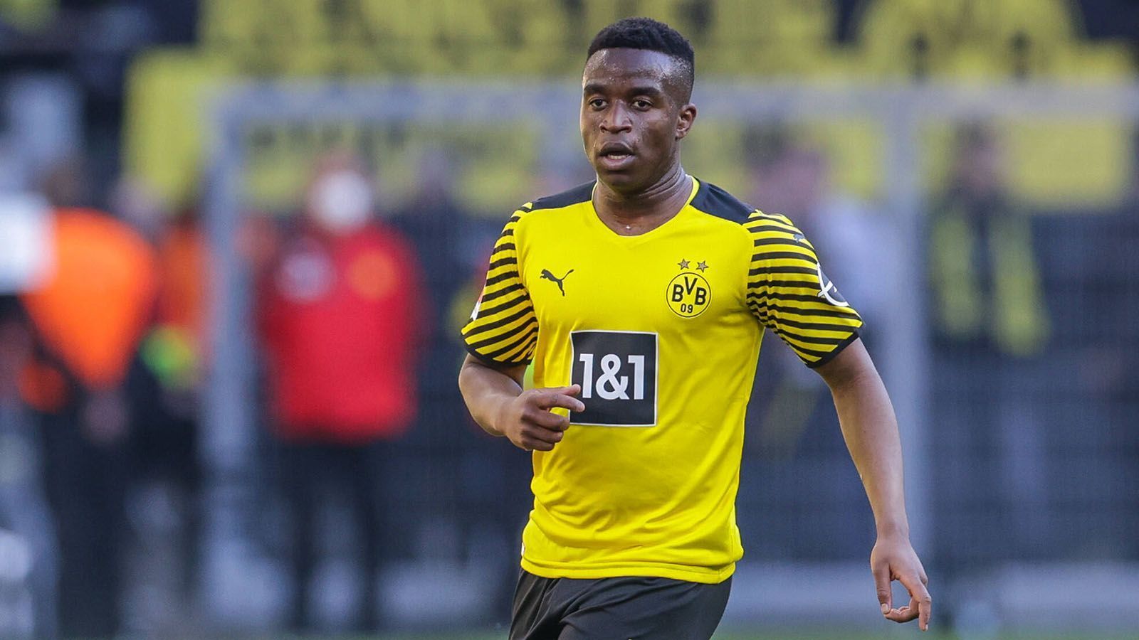 
                <strong>Youssoufa Moukoko</strong><br>
                Das Top-Talent kommt ganz spät für Haaland in die Partie. ran-Note: ohne Bewertung
              