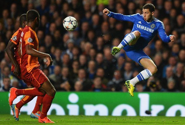 
                <strong>FC Chelsea - Galatasaray Istanbul 2:0</strong><br>
                Vollen Einsatz zeigen die Gastgeber um Eden Hazard auch in der zweiten Hälfte. Emmanuel Eboue und Galatasaray sind vor allem mit Defensivarbeit beschäftigt und taumeln dem Abpfiff entgegen.
              