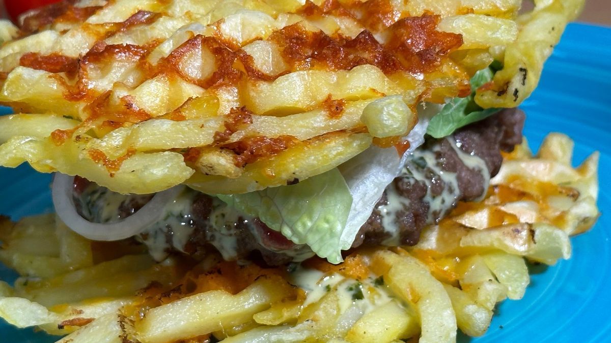 Pommes Waffel Burger