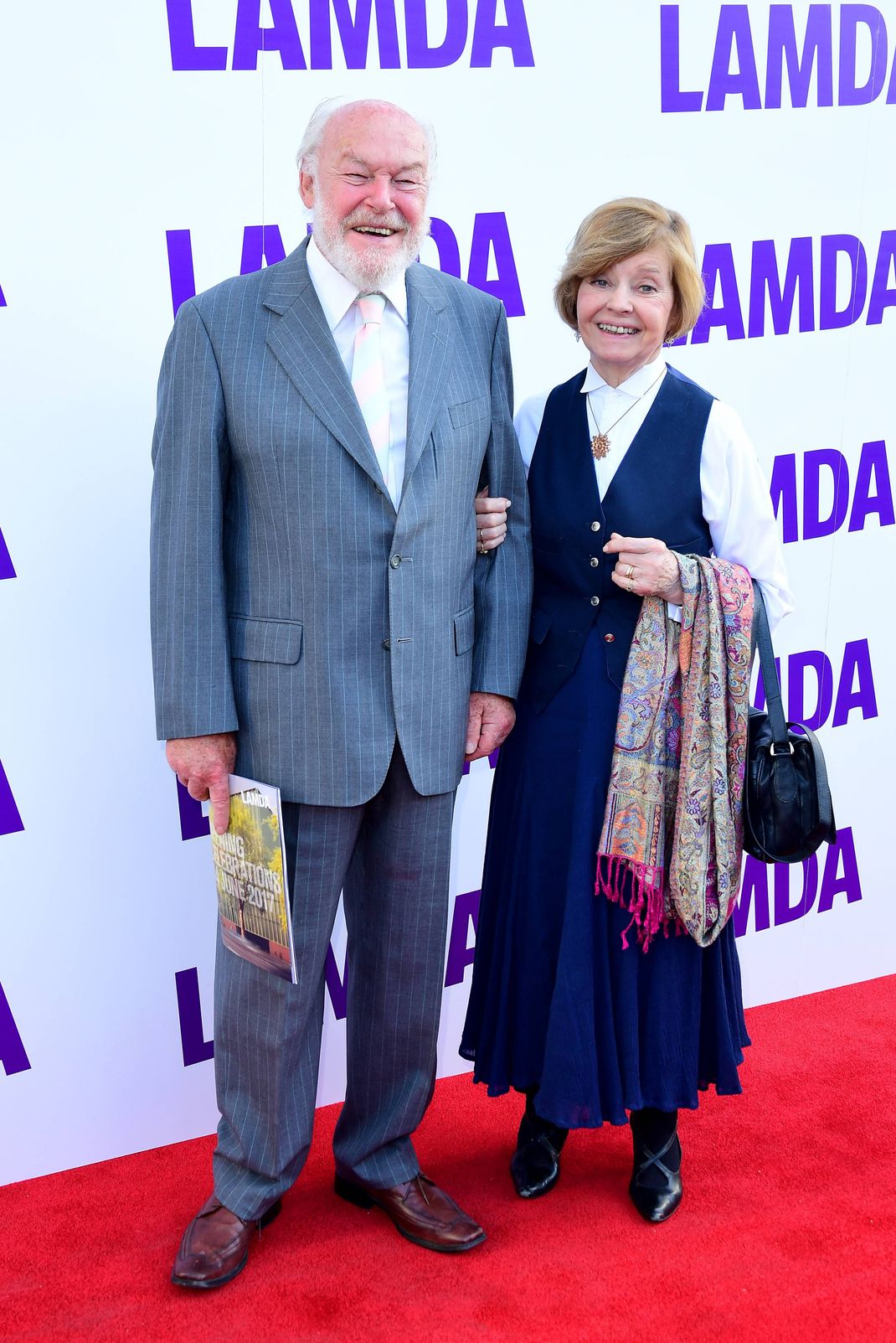 Timothy West (hier mit Prunella Scales) starb im Alter von 90 Jahren.