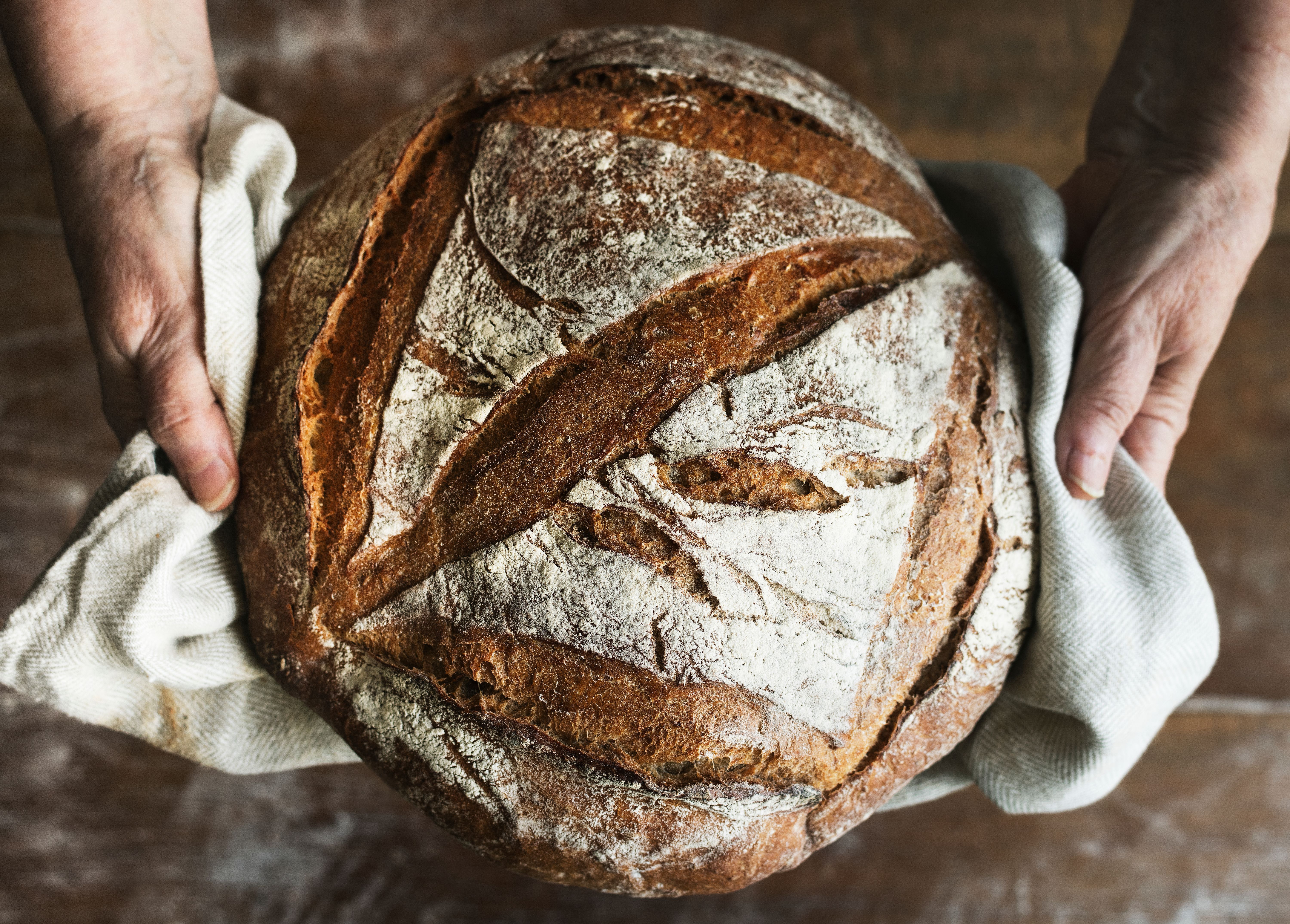 Frisches Brot Selbst Backen: 5 Leichte Rezepte Für Die Klassiker Vom Bäcker