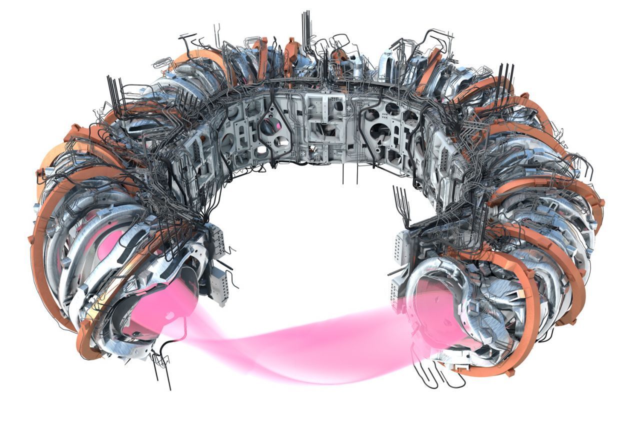 Um die ringförmige Reaktorröhre werden riesige Magneten montiert. Sie erzeugen ein Magnetfeld, das das Plasma einschließt.
