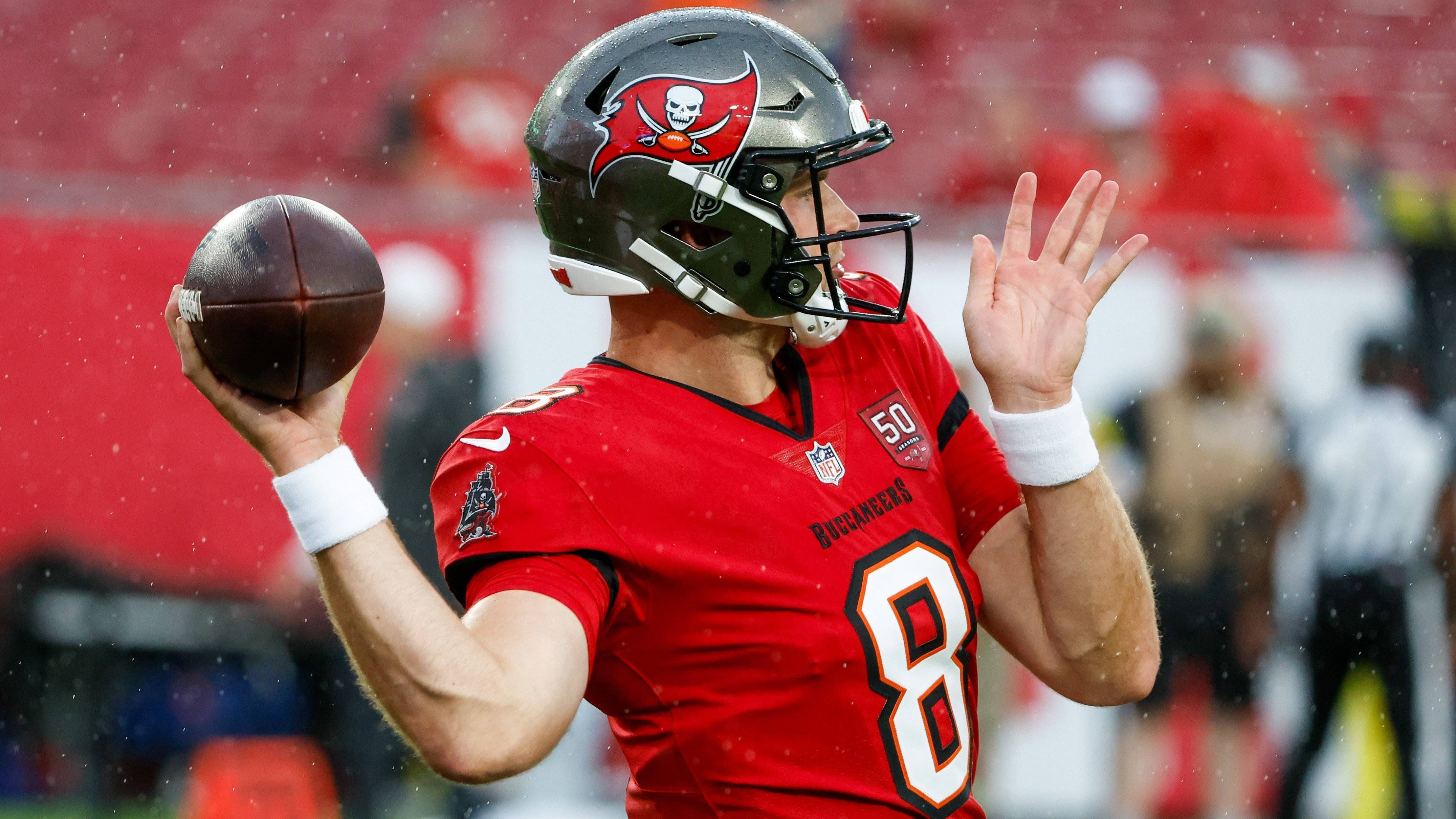 <strong>Connor Bazelak (Tampa Bay Buccaneers)</strong><br>Der ungedraftete Bazelak, der nicht einmal im Depth Chart der Bucs steht, machte seine Sache dennoch ordentlich: sechs von neun Pässen für 48 Yards angebracht.