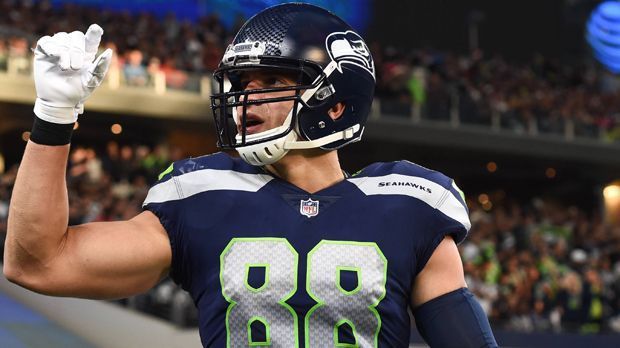 
                <strong>Green Bay Packers</strong><br>
                Jimmy Graham (von den Seattle Seahawks, neu: 80, vorher: 88)
              