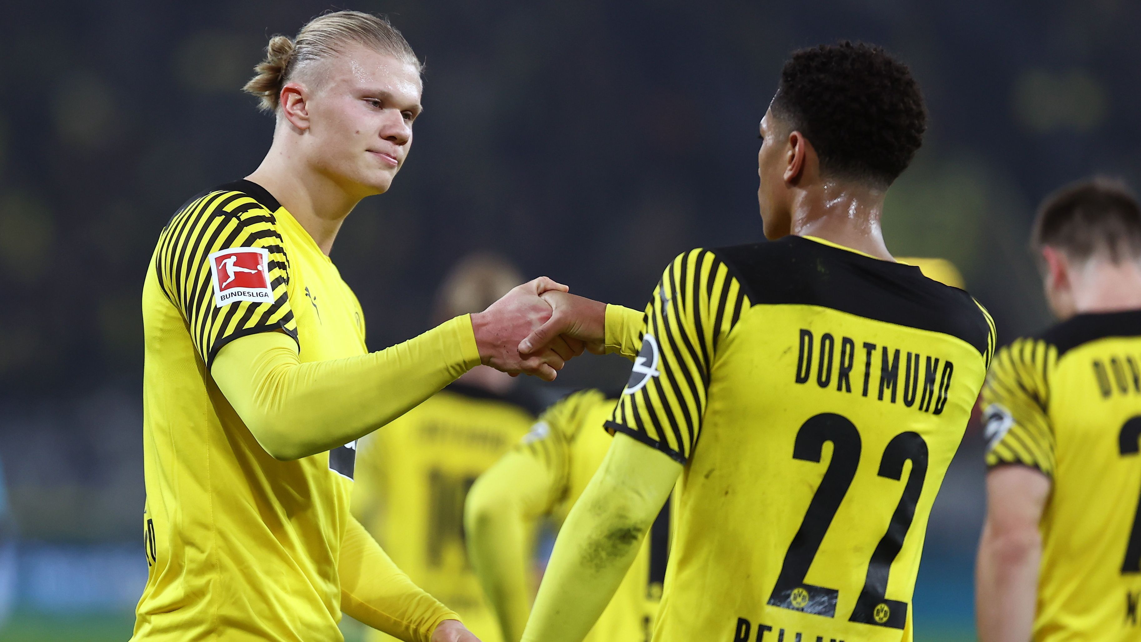 
                <strong>Haaland macht den Unterschied</strong><br>
                Borussia Dortmund tut sich gegen Greuther Fürth lange schwer. Doch dann setzt sich die individuelle Klasse einzelner Akteure durch. Die BVB-Stars in der Einzelkritik.
              