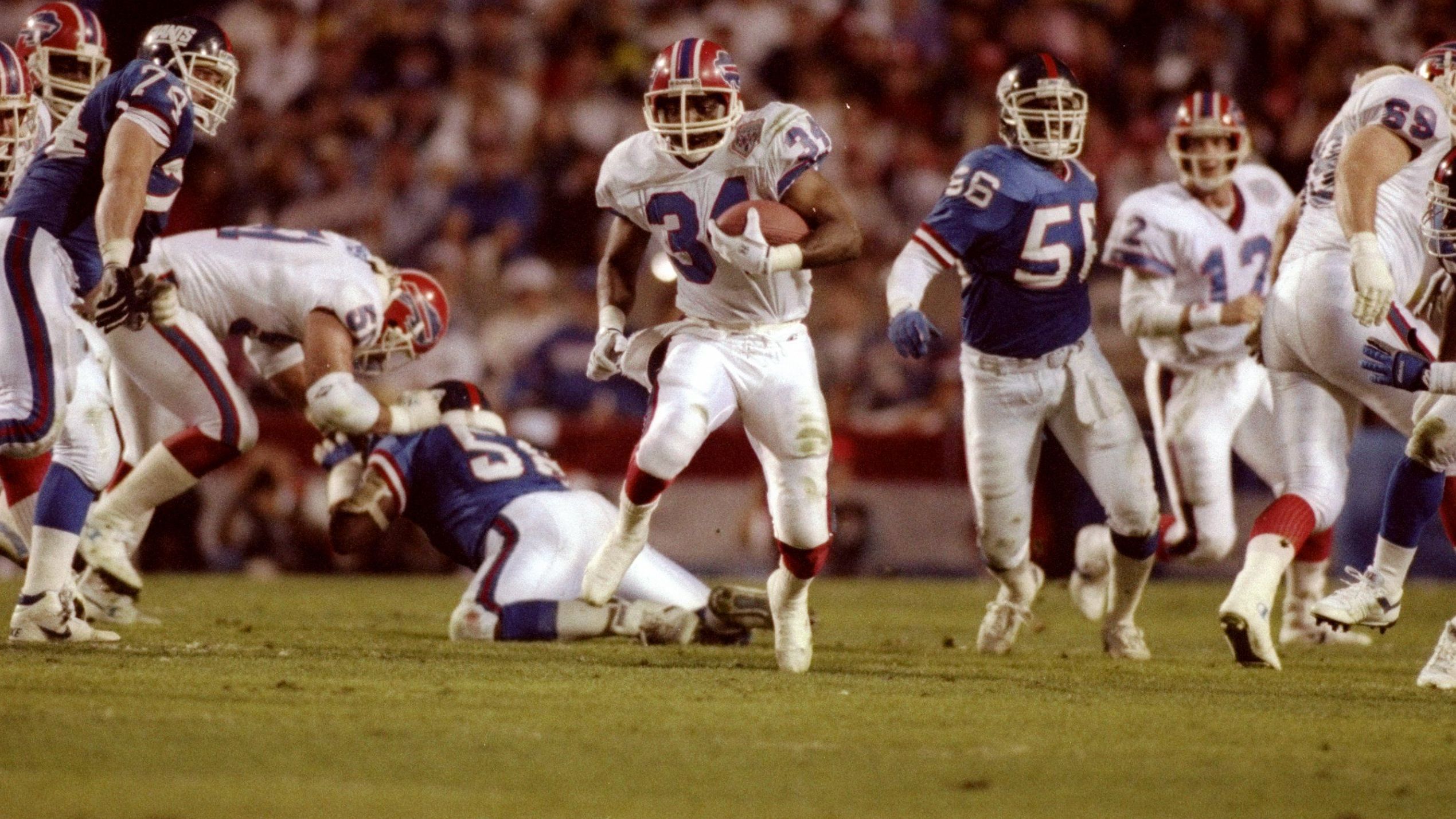 <strong>1991:&nbsp;Thurman Thomas</strong><br>Team: Buffalo Bills<br>Position: Runningback