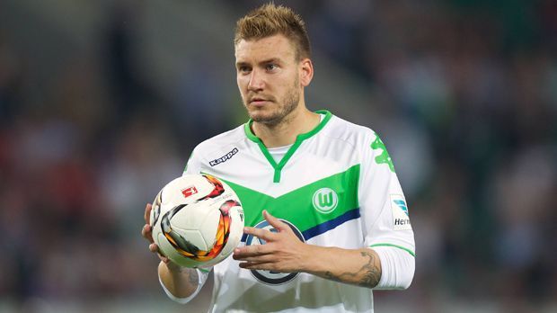 
                <strong>Der Lord und seine Effektivität</strong><br>
                Kaum ist der "Lord" Nicklas Bendtner im Spiel, fallen beim VfL Wolfsburg die Tore. Im Supercup stellt der Däne seine Effektivität erneut unter Beweis: Nach insgesamt 20 gespielten Minuten stehen zwei Treffer auf seinem Konto. Damit gibt es für Bendtner Platz zwei in der Supercup-Rekordtorschützen-Liste hinter Wynton Rufer (vier Tore) ...
              