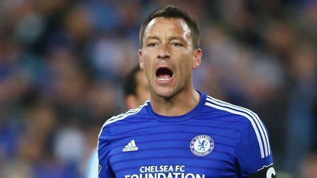 
                <strong>John Terry (FC Chelsea)</strong><br>
                John Terry: Der Brite zählte lange zu den besten Defensivspielern der Premier League. Doch Terry erarbeitete sich diesen Status nicht immer nur durch freundliches Verhalten gegenüber den gegnerischen Angreifern. Er ist mit allen Wassern gewaschen.
              