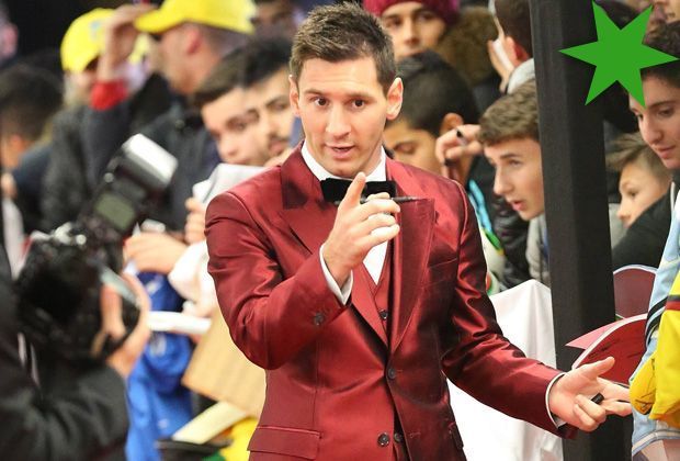 
                <strong>TOP: Provokant in Rot 2014</strong><br>
                "Dolce&Gabbana" soll Messi wohl eine Million Euro dafür gezahlt haben, dass er modisch aus dem Rahmen fiel. Bei der Summe könnte man ihn wohl auch in einen Kartoffelsack stecken. Top war der Anzug trotzdem. 
              