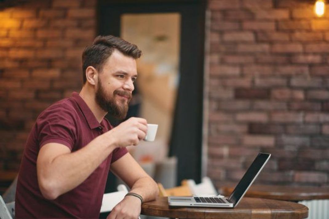 So ist's richtig: Einen Espresso solltest du frühestens eine halbe Stunde nach dem Essen trinken.