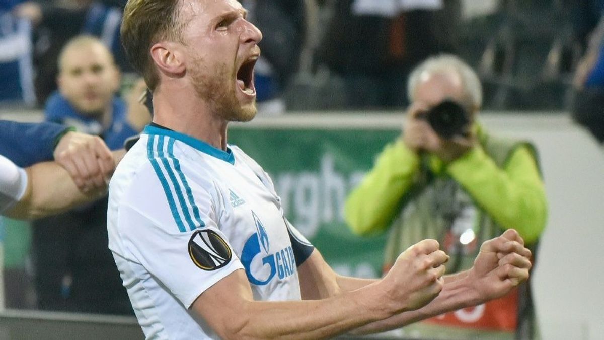 Höwedes gibt das internationale Geschäft als Ziel aus